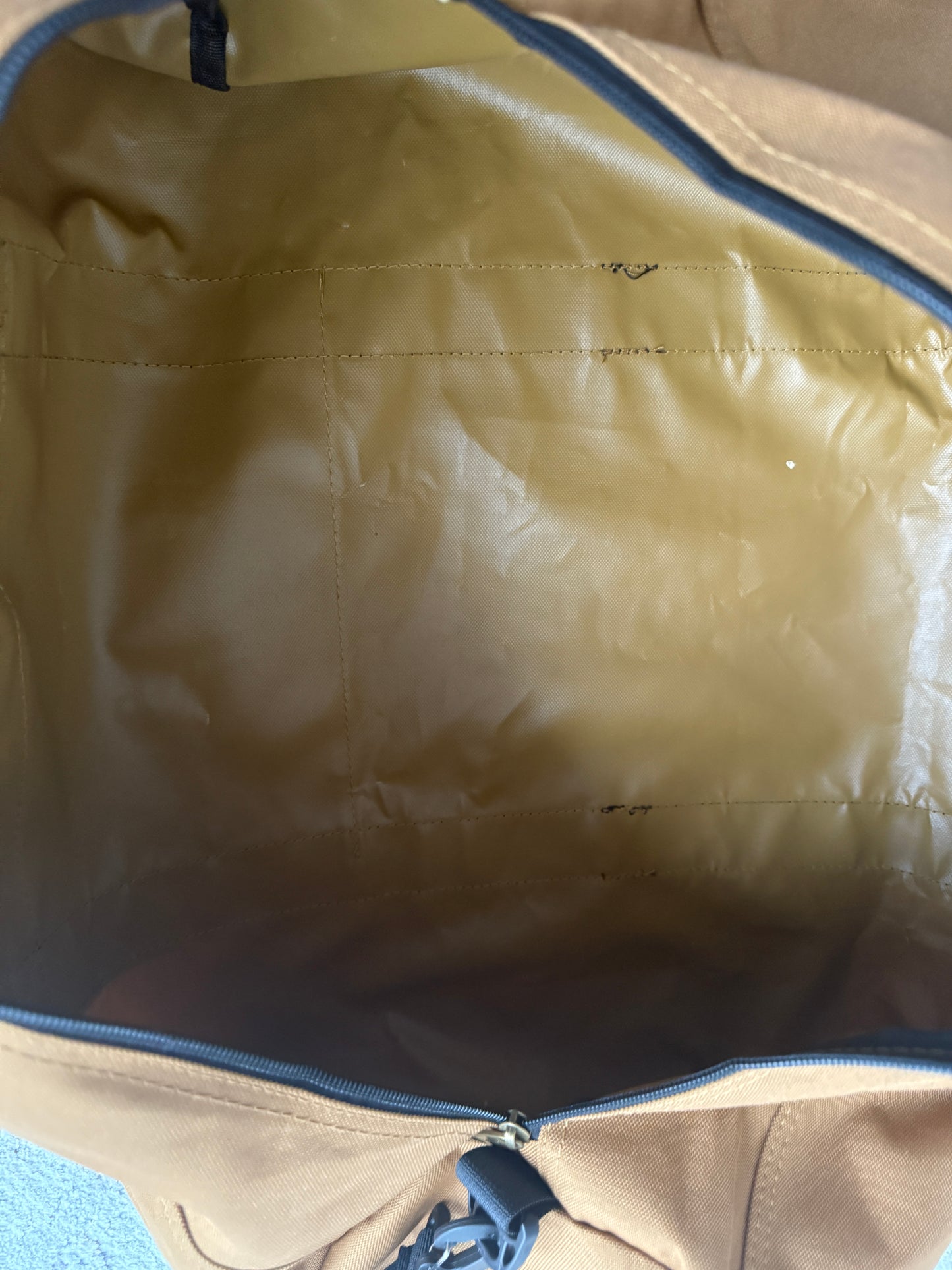 Carhartt Waterproof Duffle Bag (M)