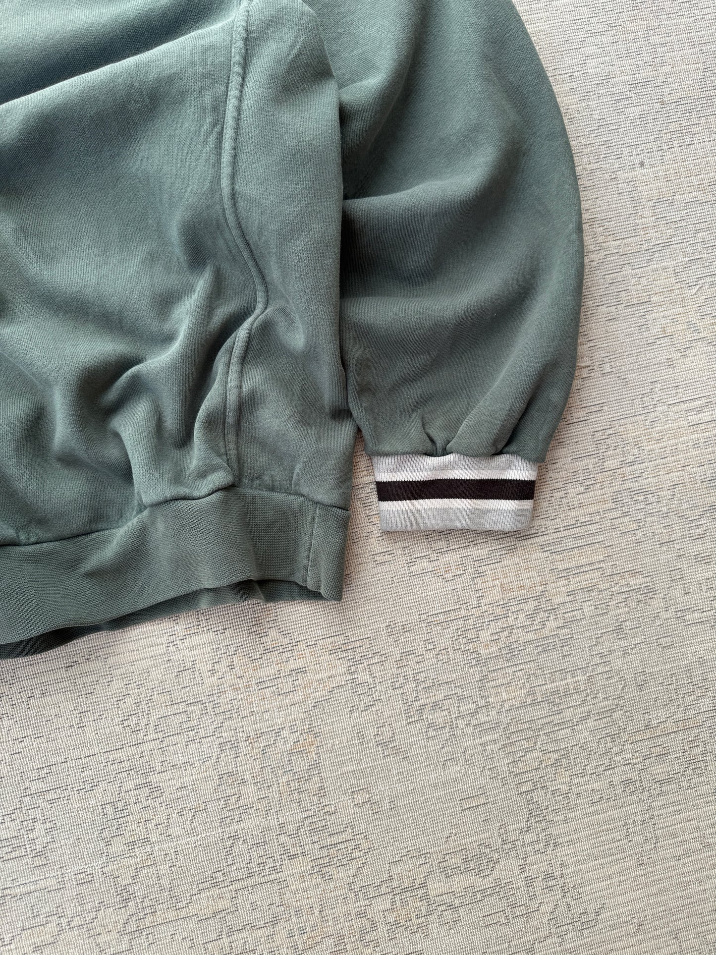 Nike 2000’s Vintage Sweater (L)