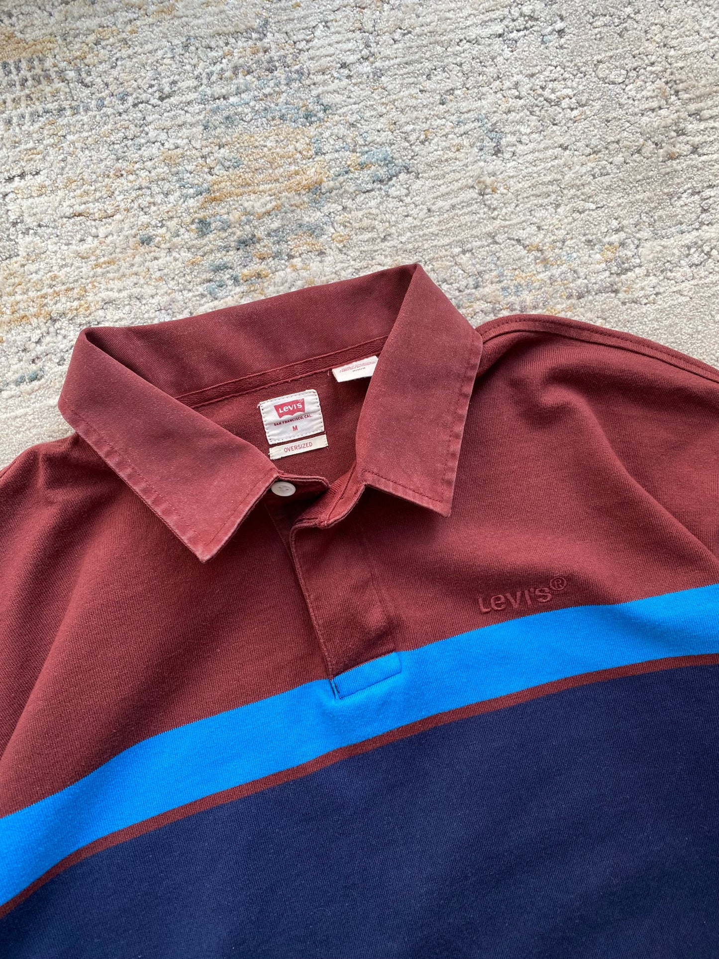 Levi’s Oversized Ls (M)