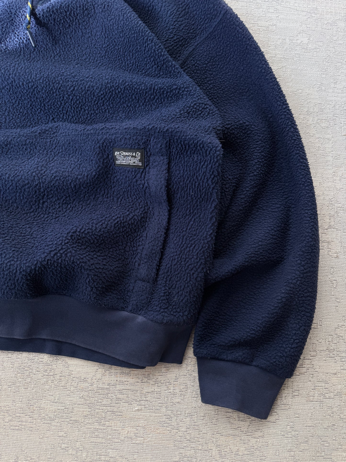 Levi’s Classic Fleece Hoodie (L)