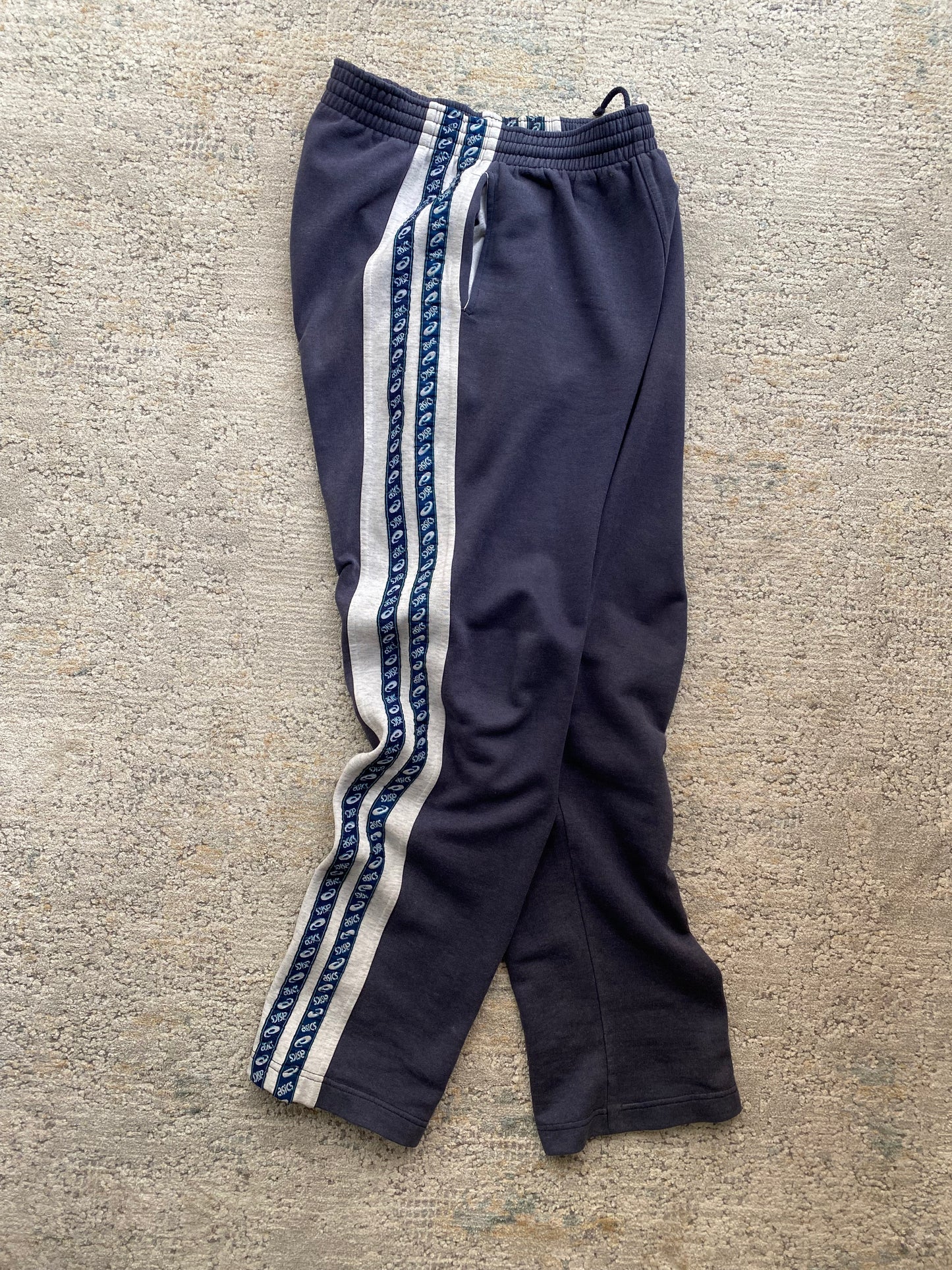 Asics Baggy Joggers (M)