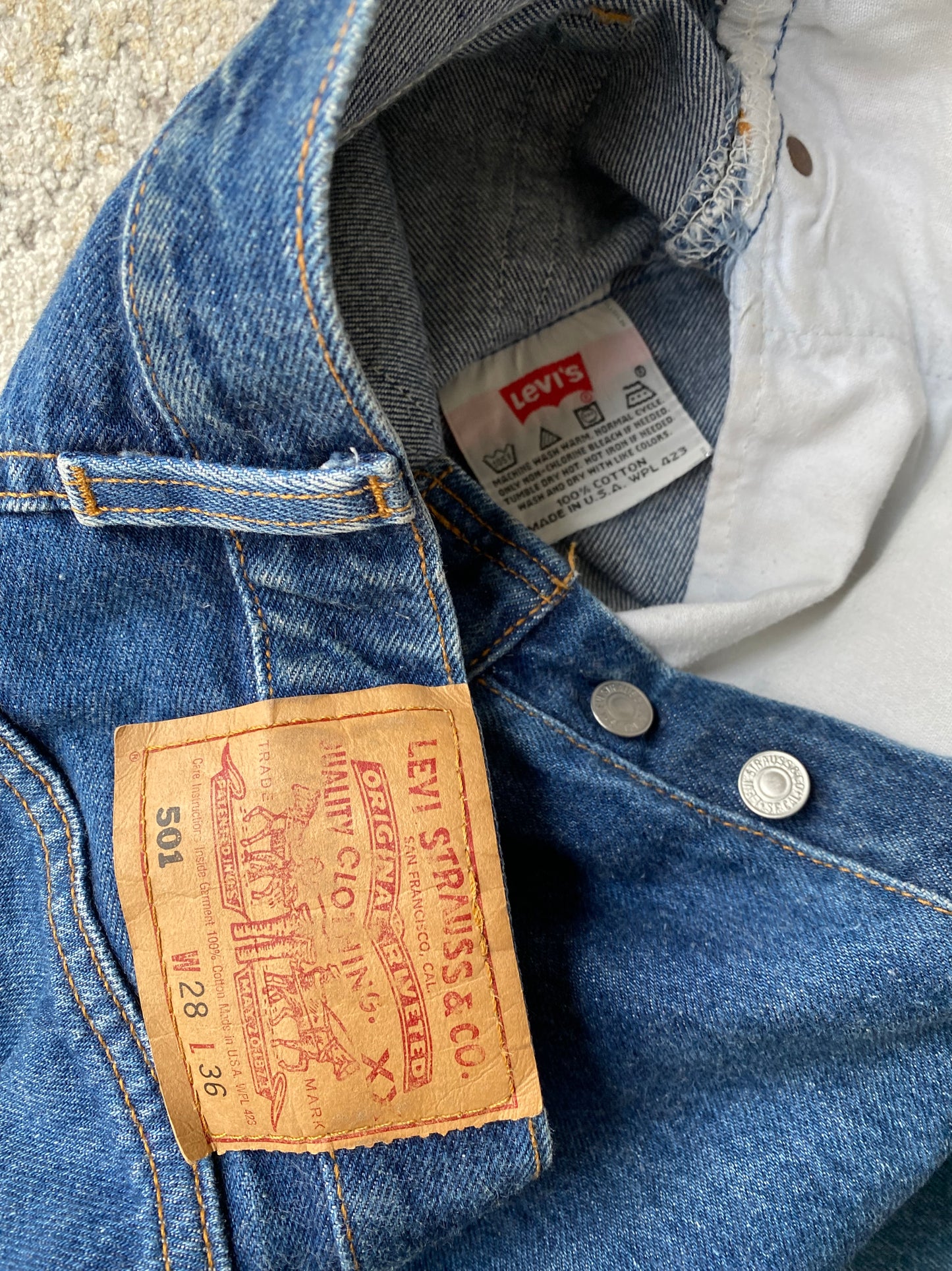 Levi’s 501 Original Jeans (W28 L36)