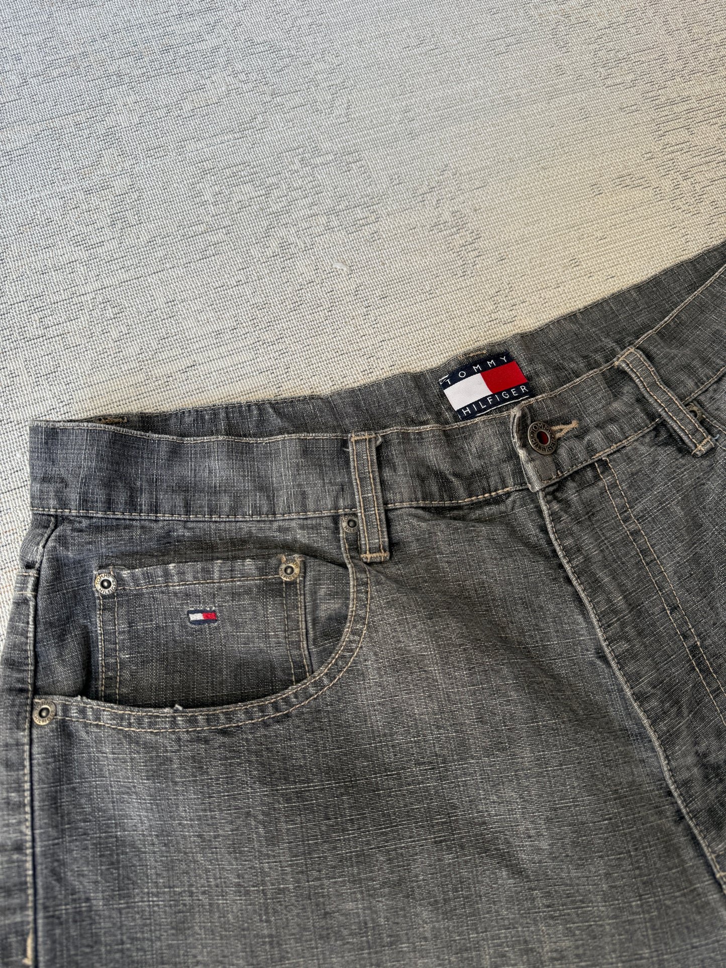 Tommy Hilfiger Denim Shorts (W34)