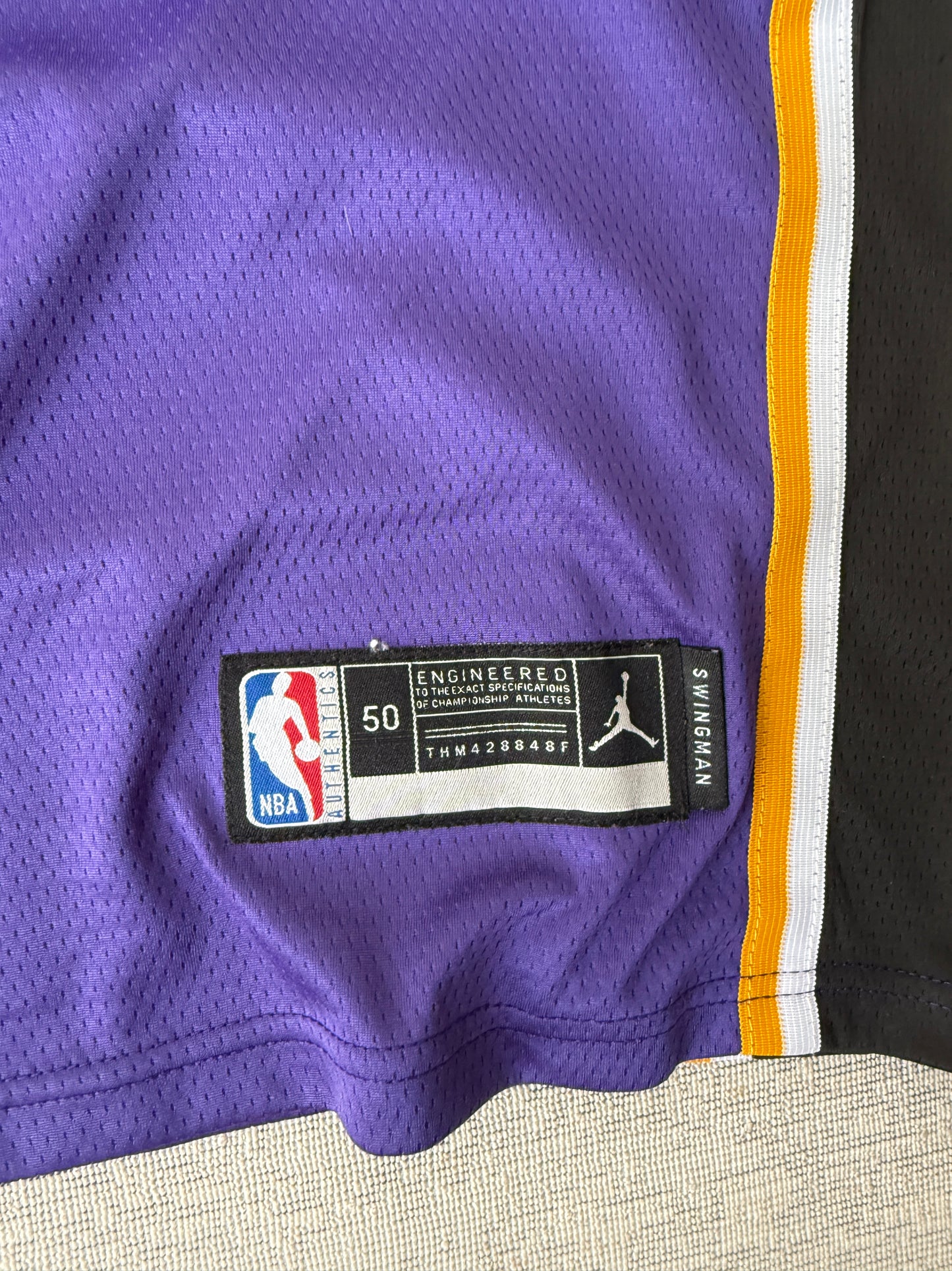 NBA LA Lakers L.James Jersey (XL)