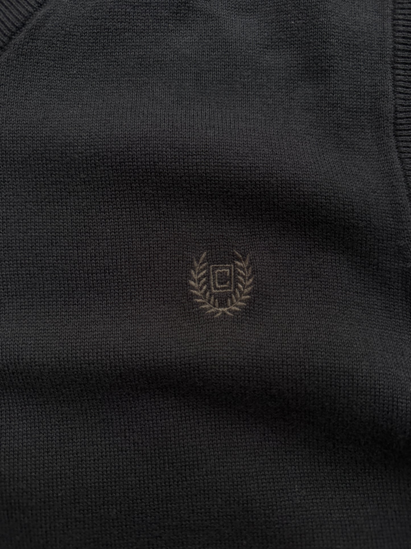 Chaps Classic Solid V-Neck Sweater (L)