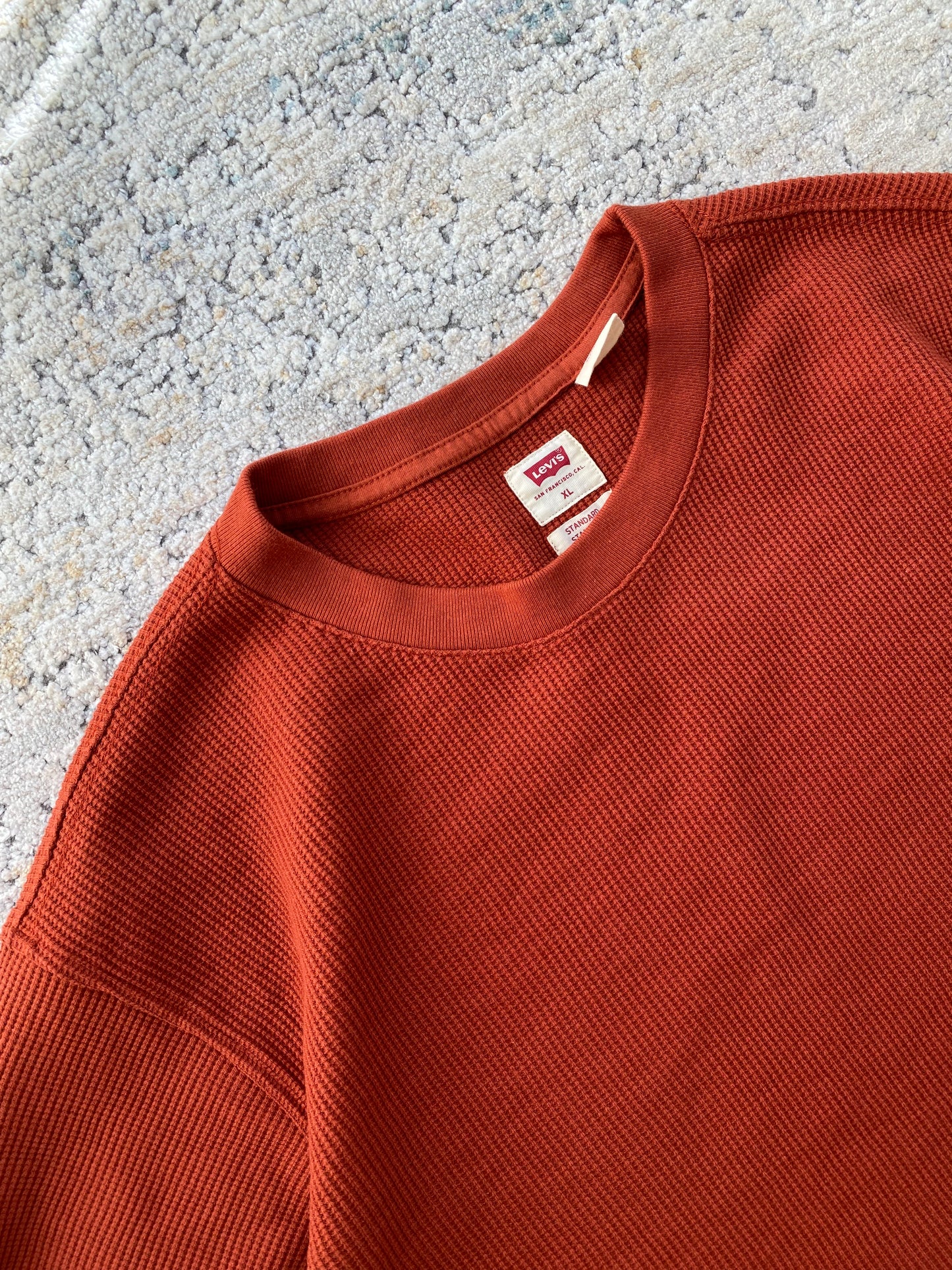 Levi’s Classic Sweater (XL)