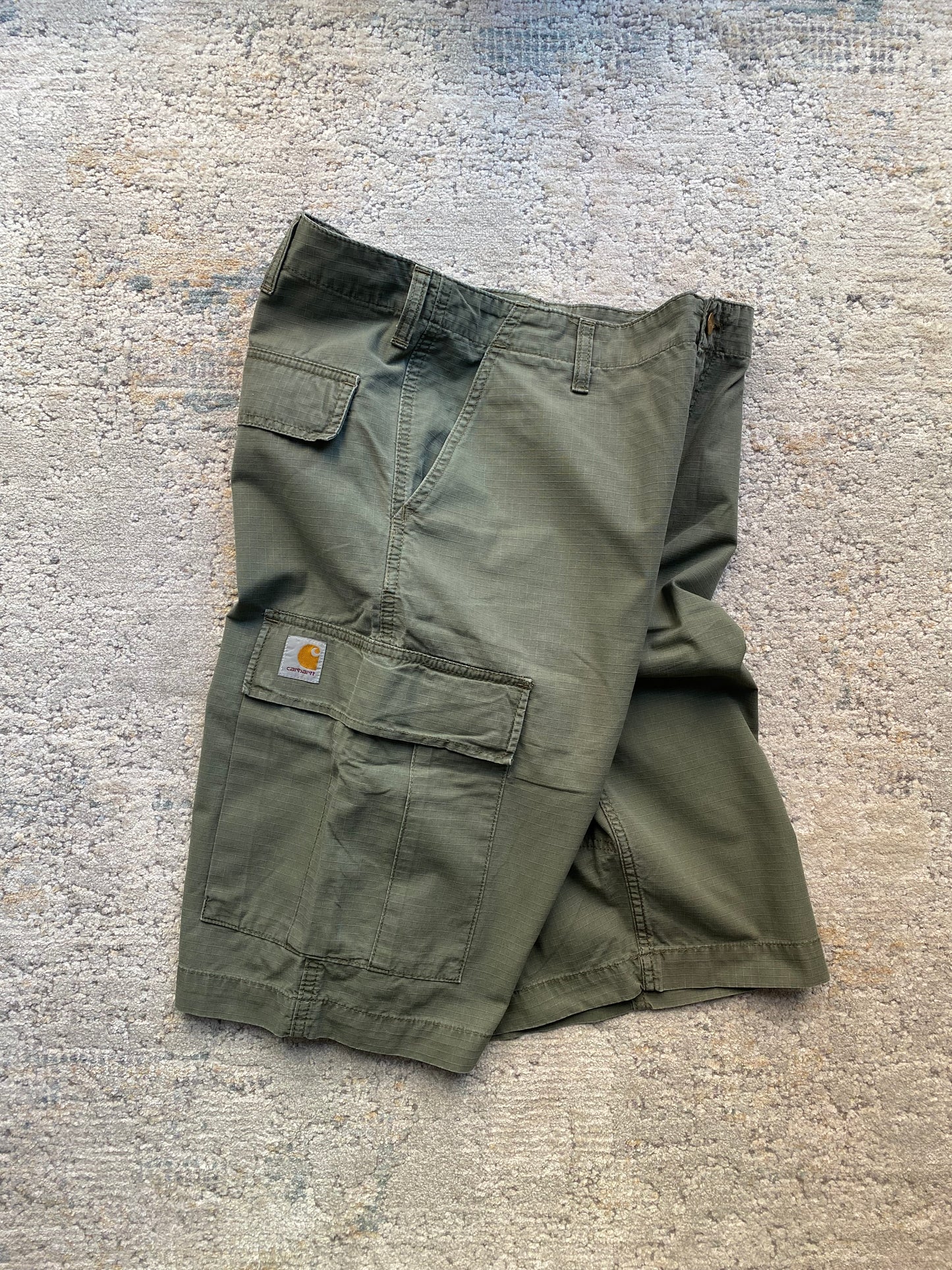 Carhartt Cargo Shorts (W33)