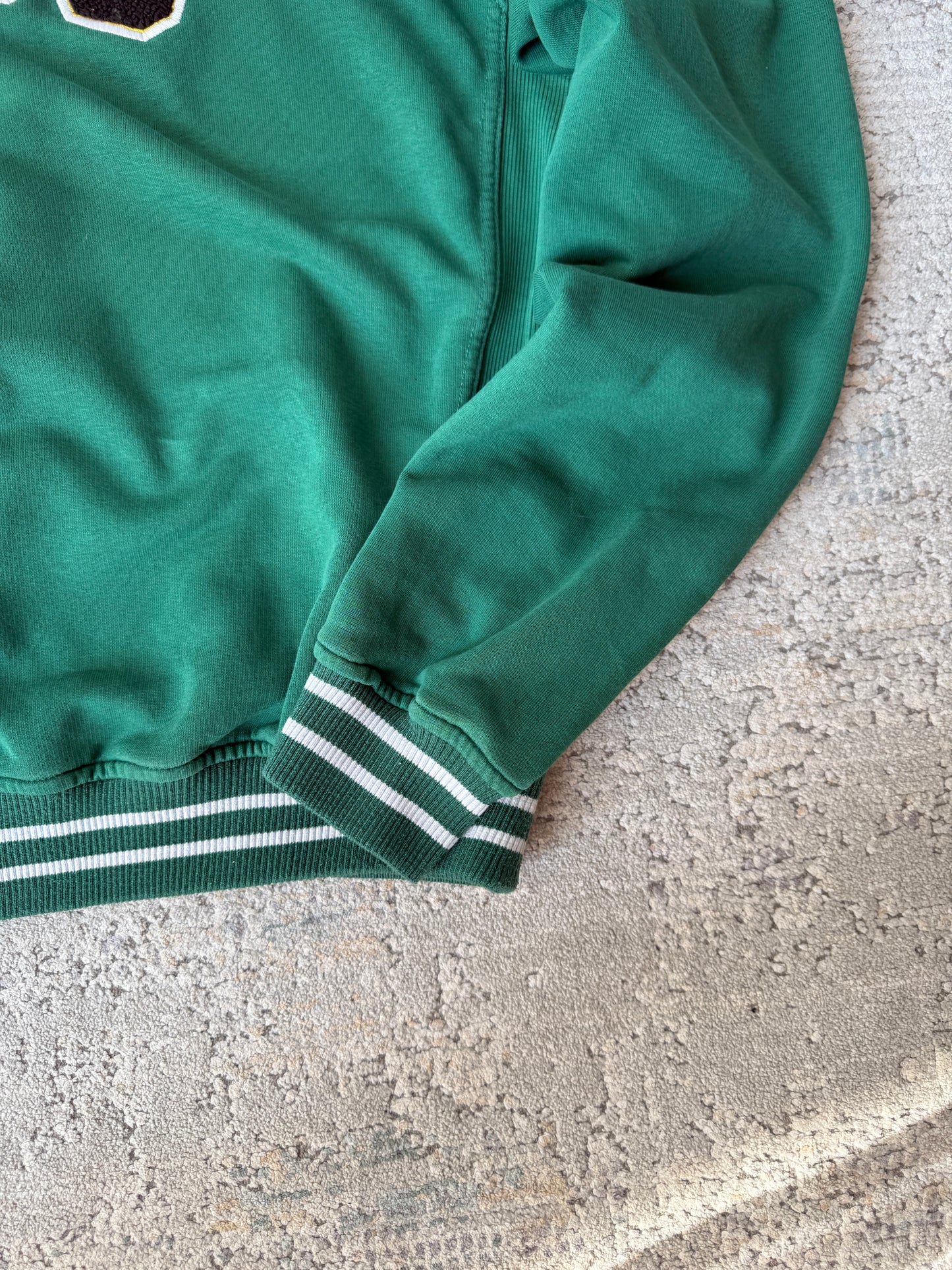 Fubu Classic Crew (M)