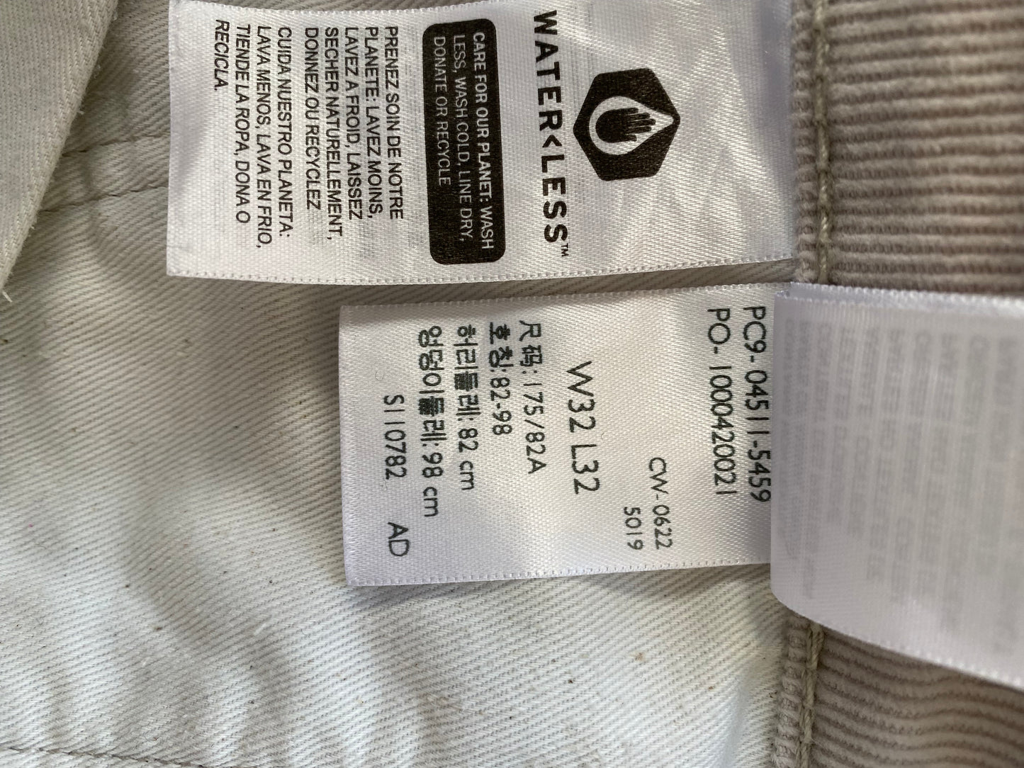 Levi’s 511 Corduroy Pant (W32 L32)