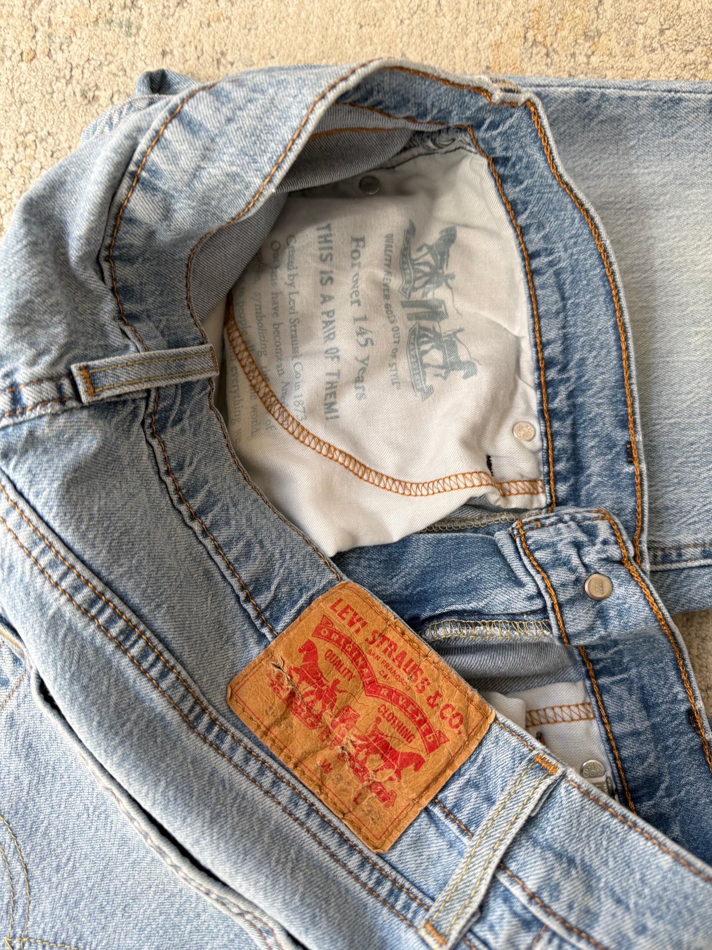 Levi’s 505 Straight Jeans (W32 L32)