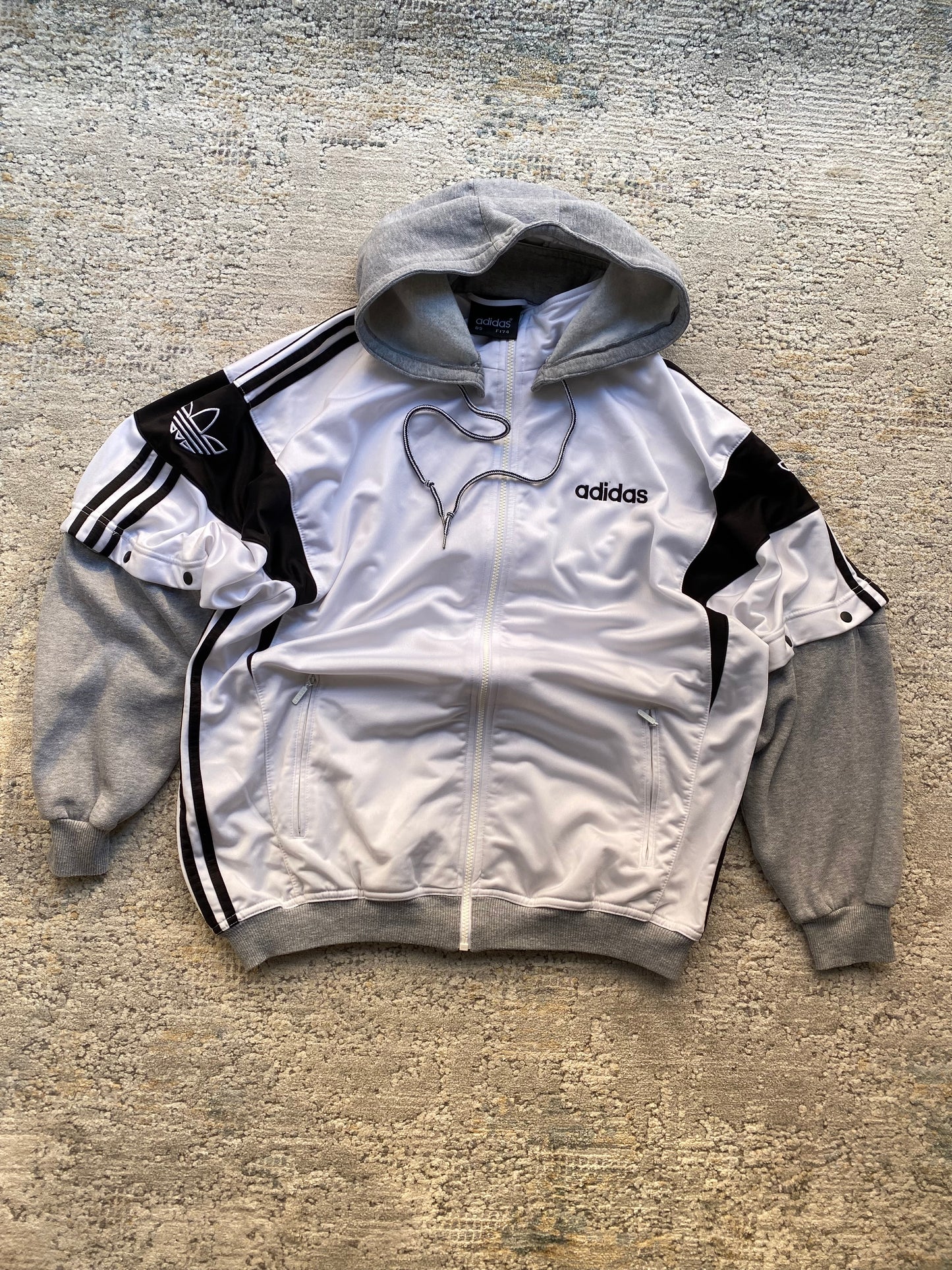 Adidas 00’s Tracktop (M)