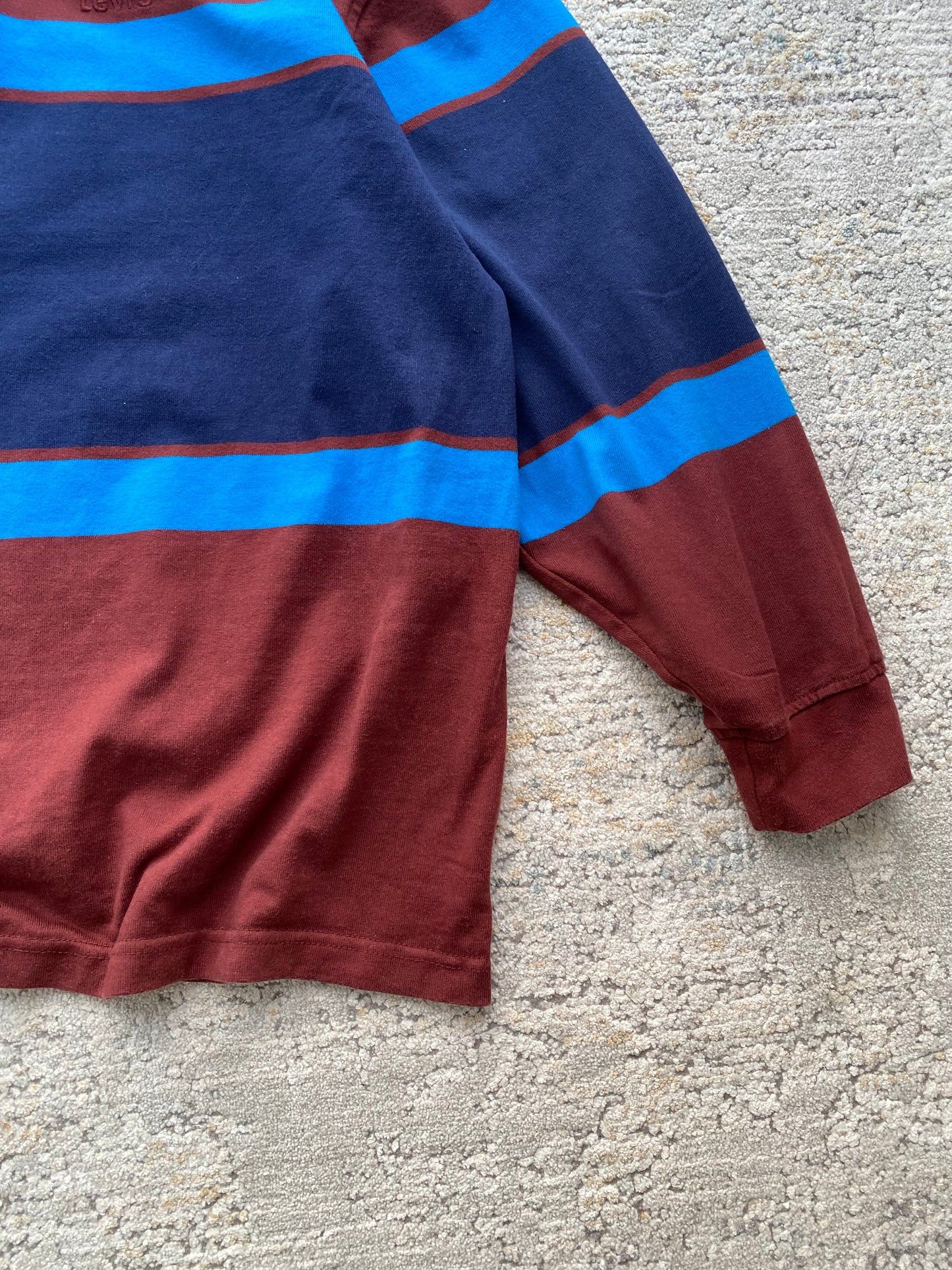 Levi’s Oversized Ls (M)
