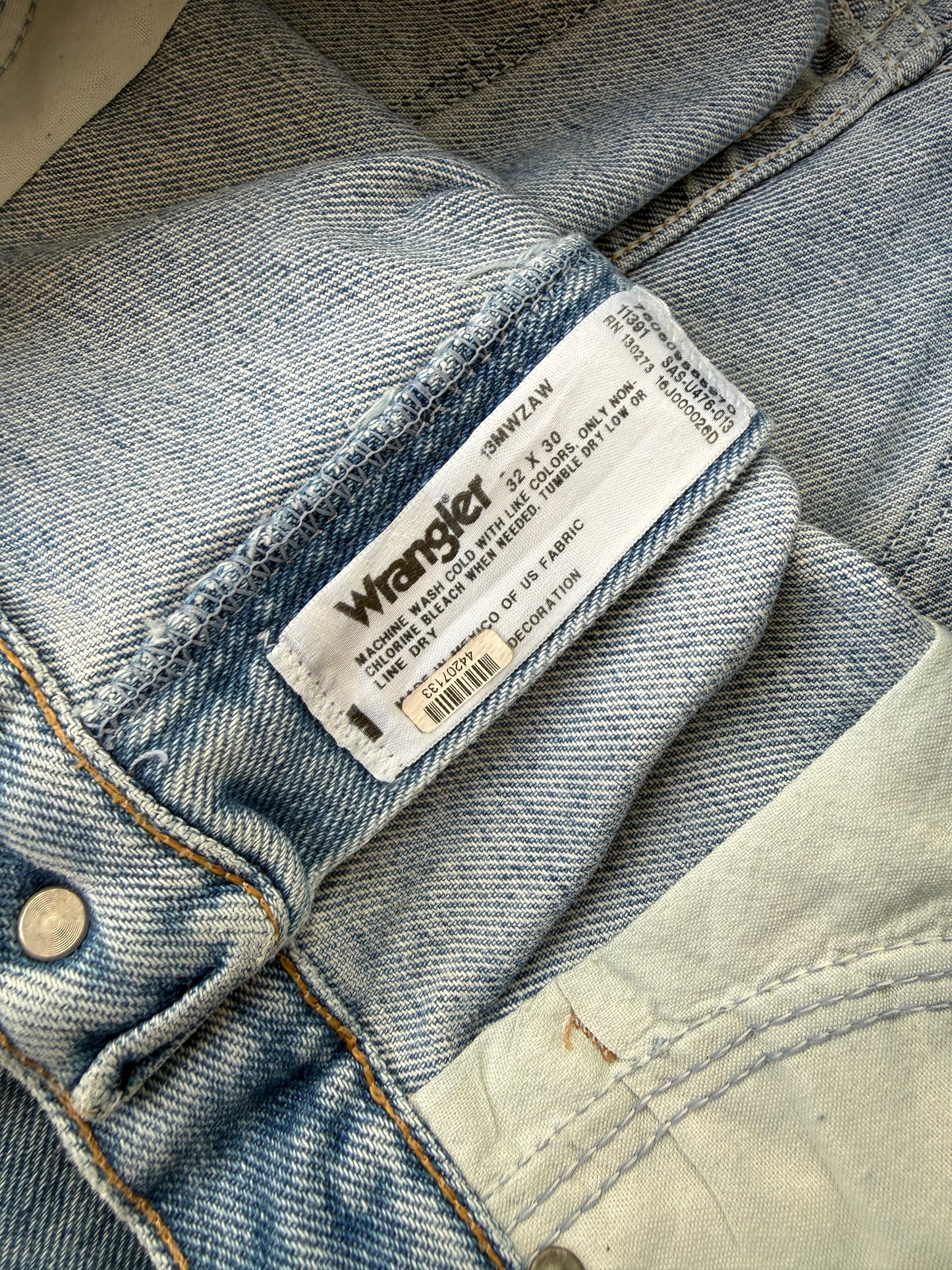 Wrangler 13MWZAW Straight Jeans (W32 L30)