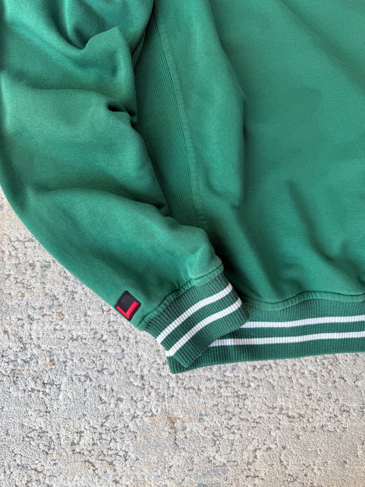 Fubu Classic Crew (M)