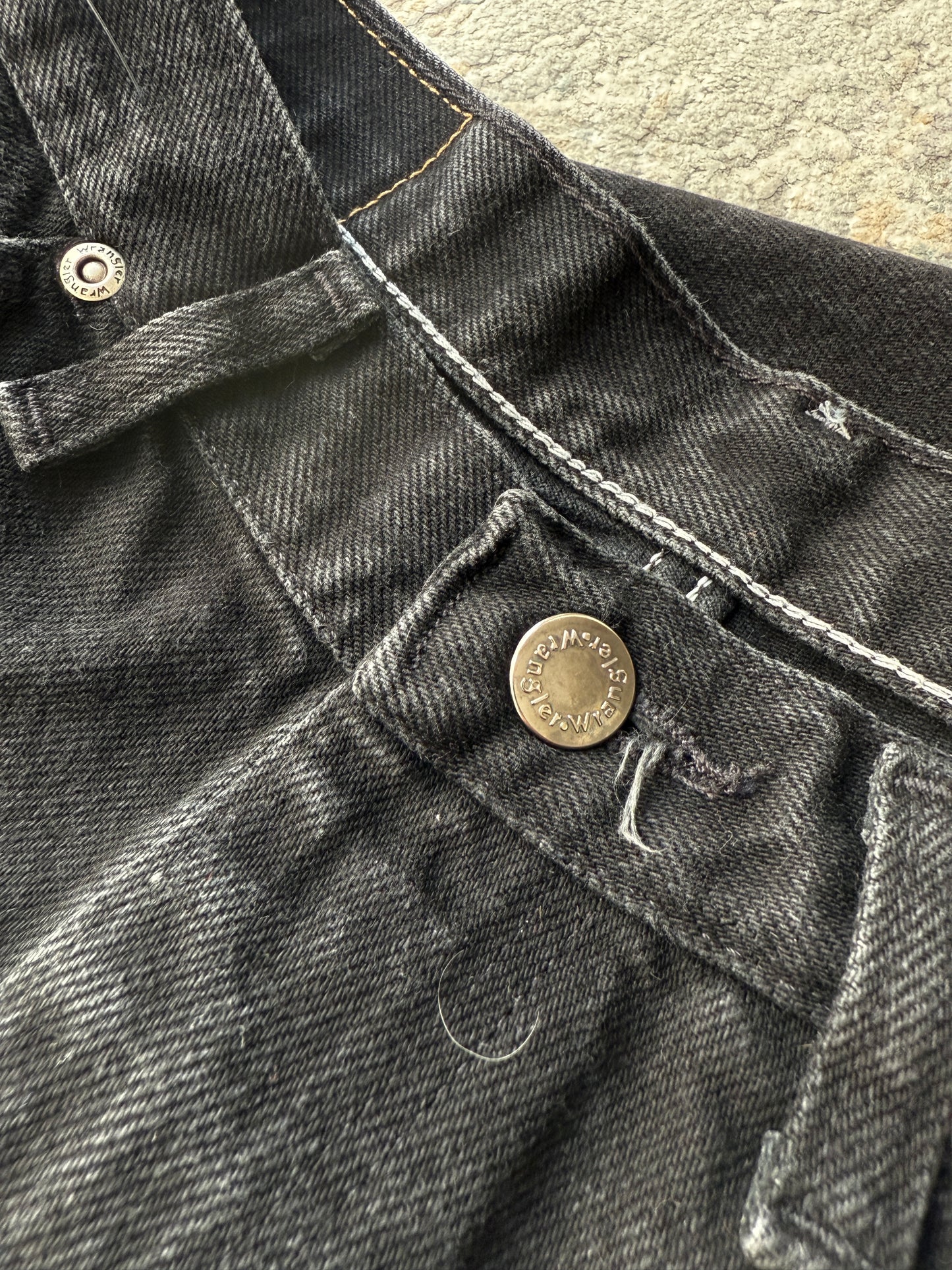 Wrangler Straight Fit Jeans (W31 L32)