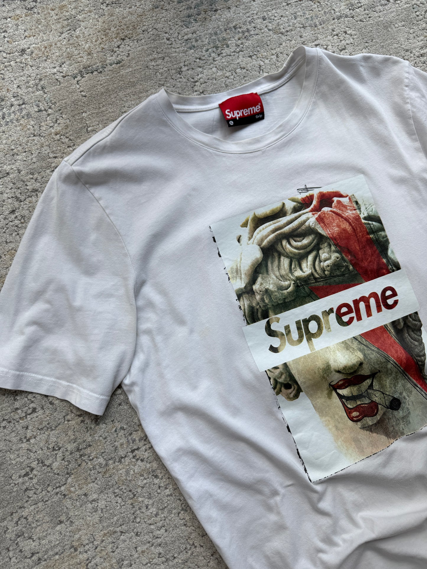 Supreme Grip Smoking Tee (M)