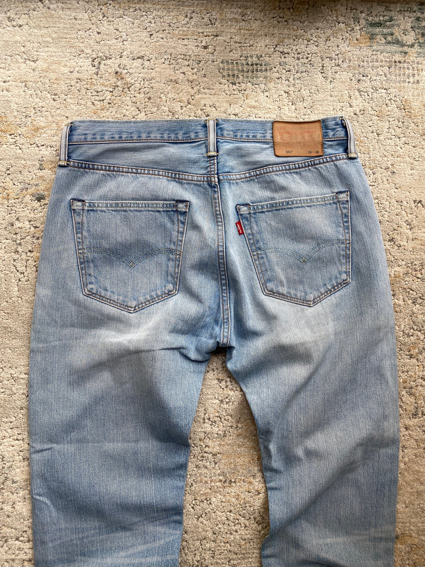 Levi’s 501 Washed Blue Jeans (W33 L30)