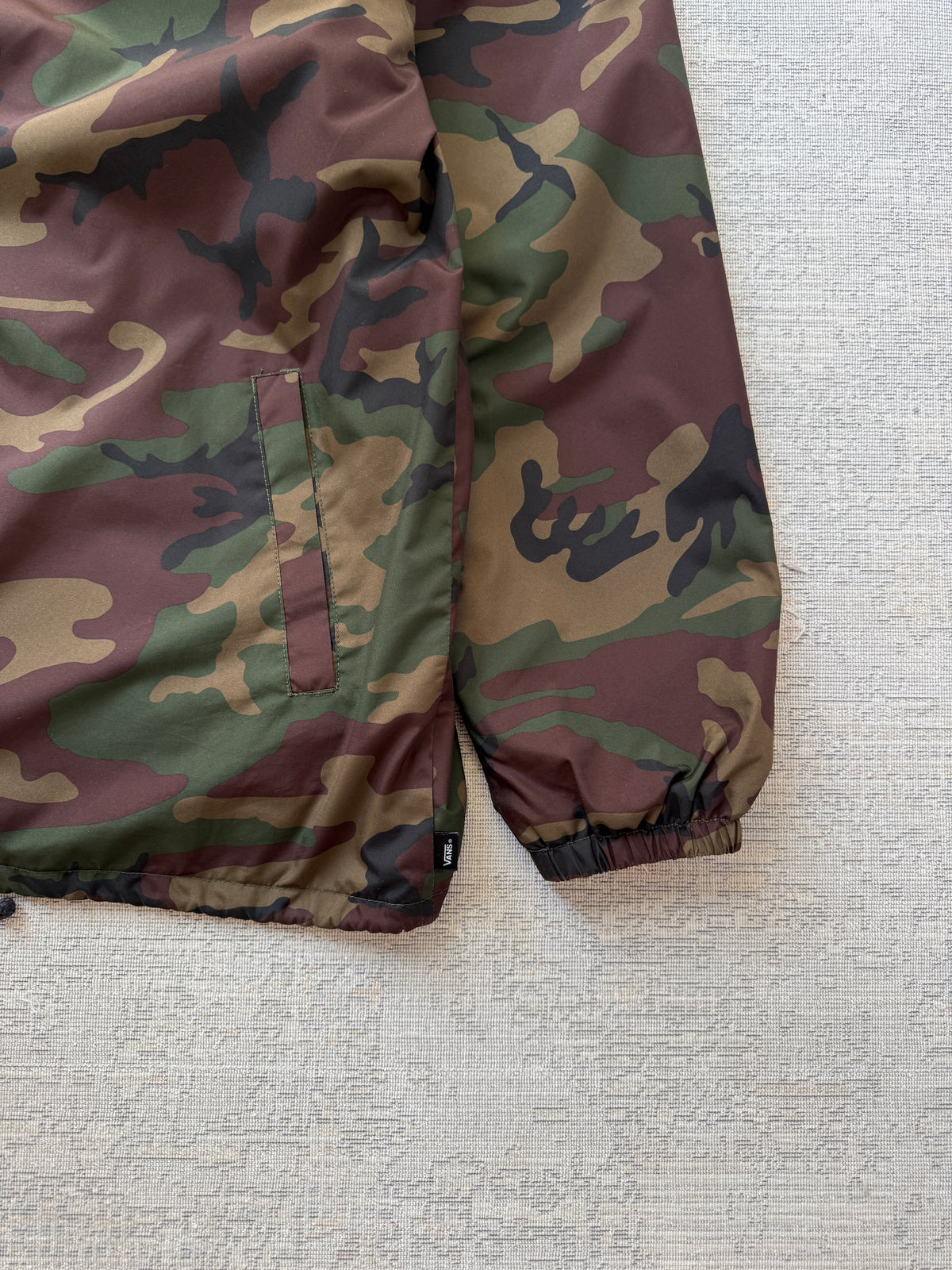 Vans Off The Wall Camo Coach Jacket (XL)