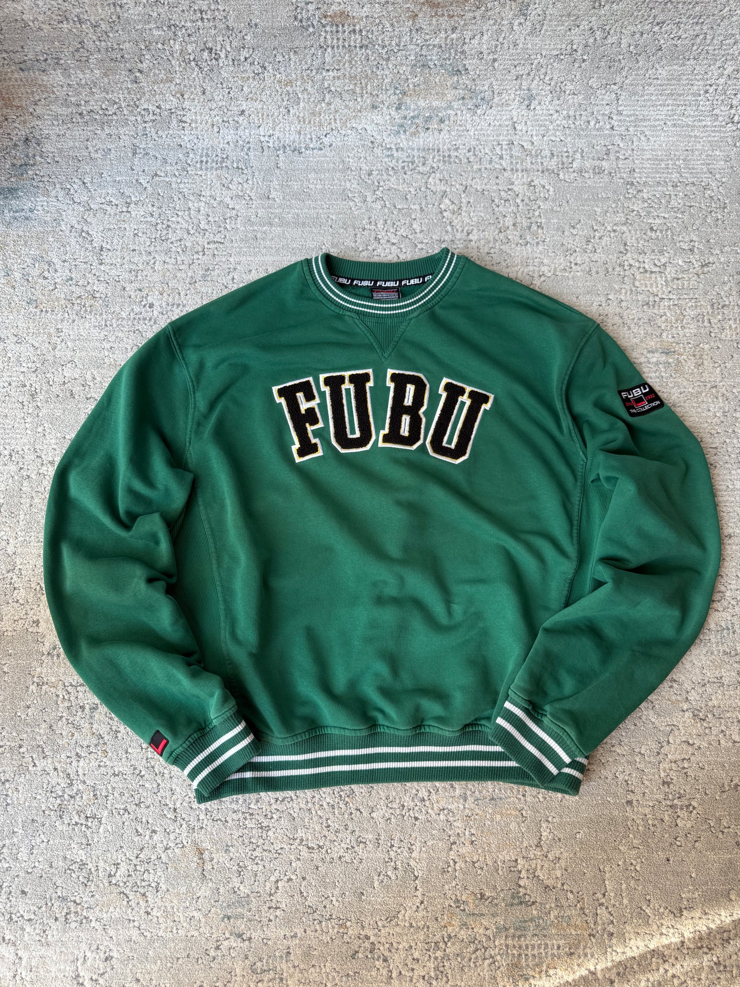 Fubu Classic Crew (M)