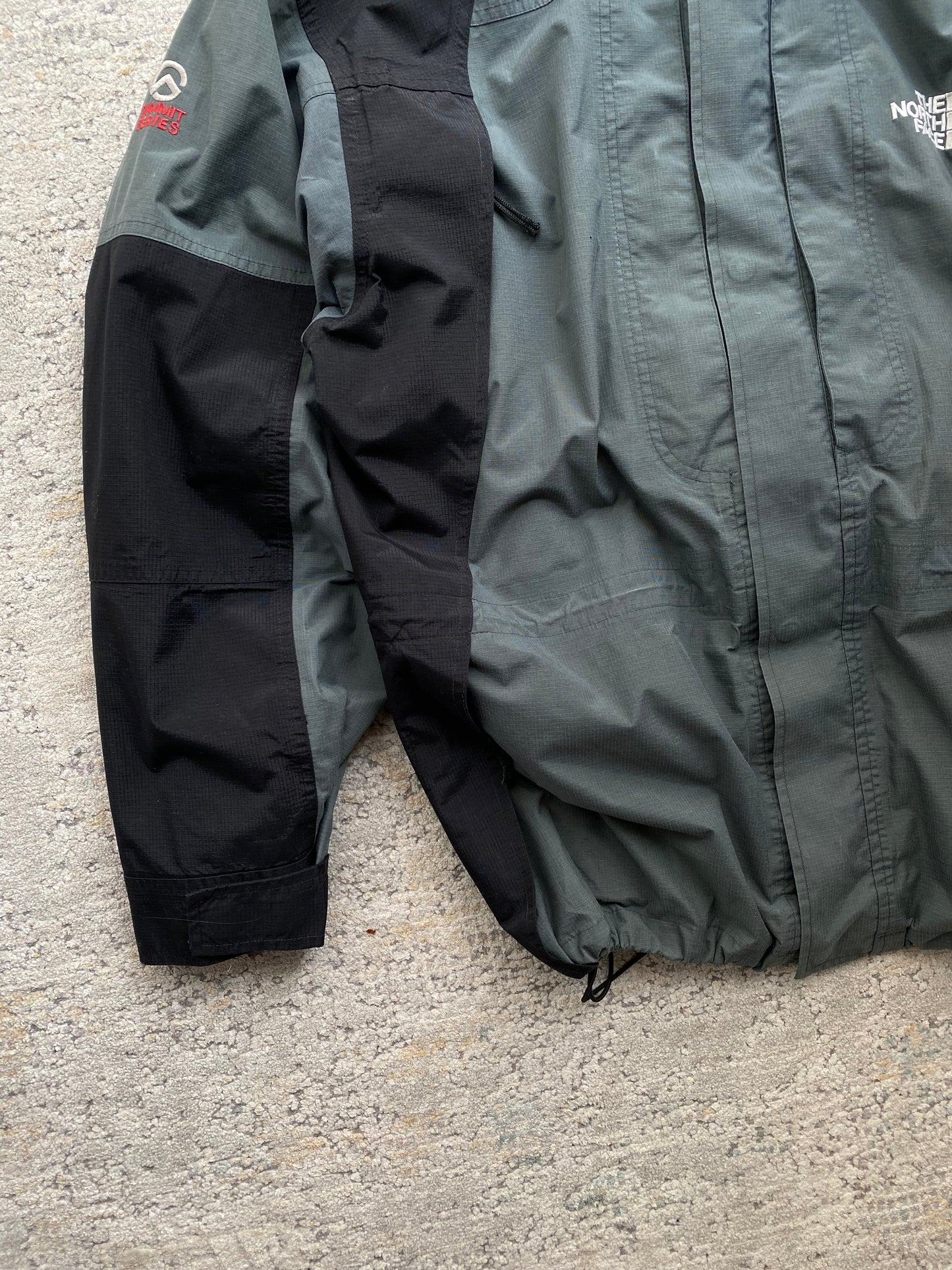 The North Face 3-in-1 XCR Summit Series Gore-Tex Jacket (XL)