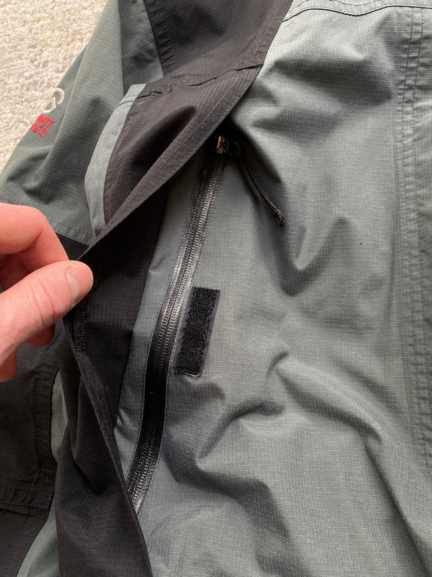 The North Face 3-in-1 XCR Summit Series Gore-Tex Jacket (XL)