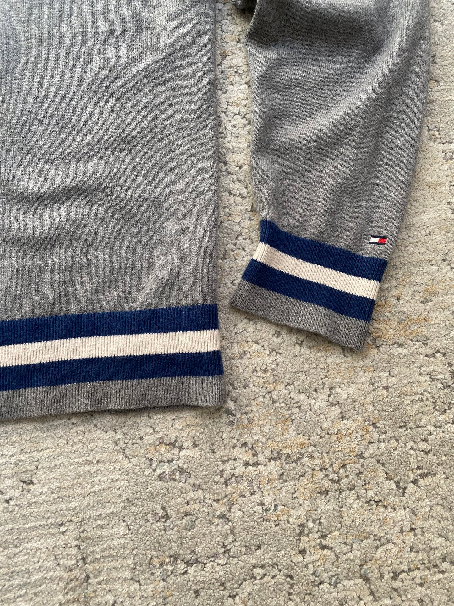 Tommy Hilfiger Sweater (M)