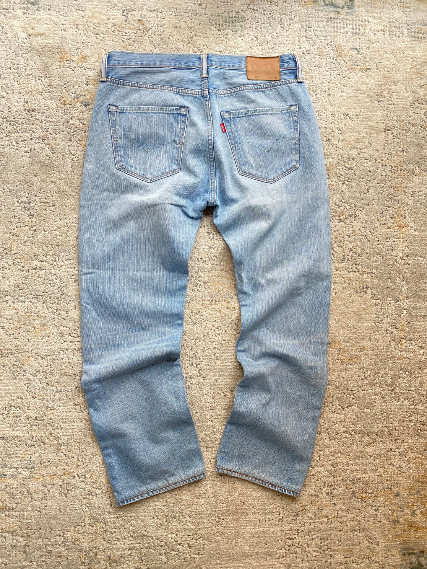 Levi’s 501 Washed Blue Jeans (W33 L30)