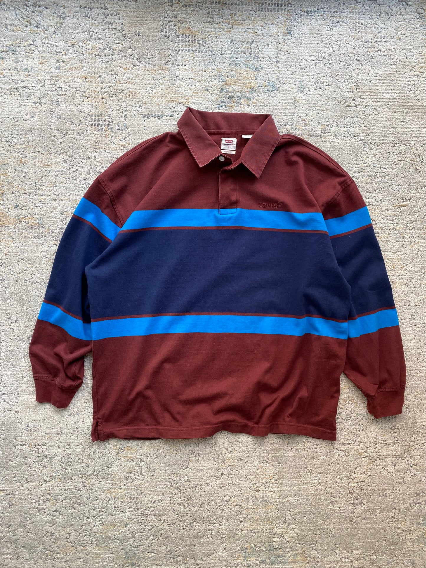 Levi’s Oversized Ls (M)