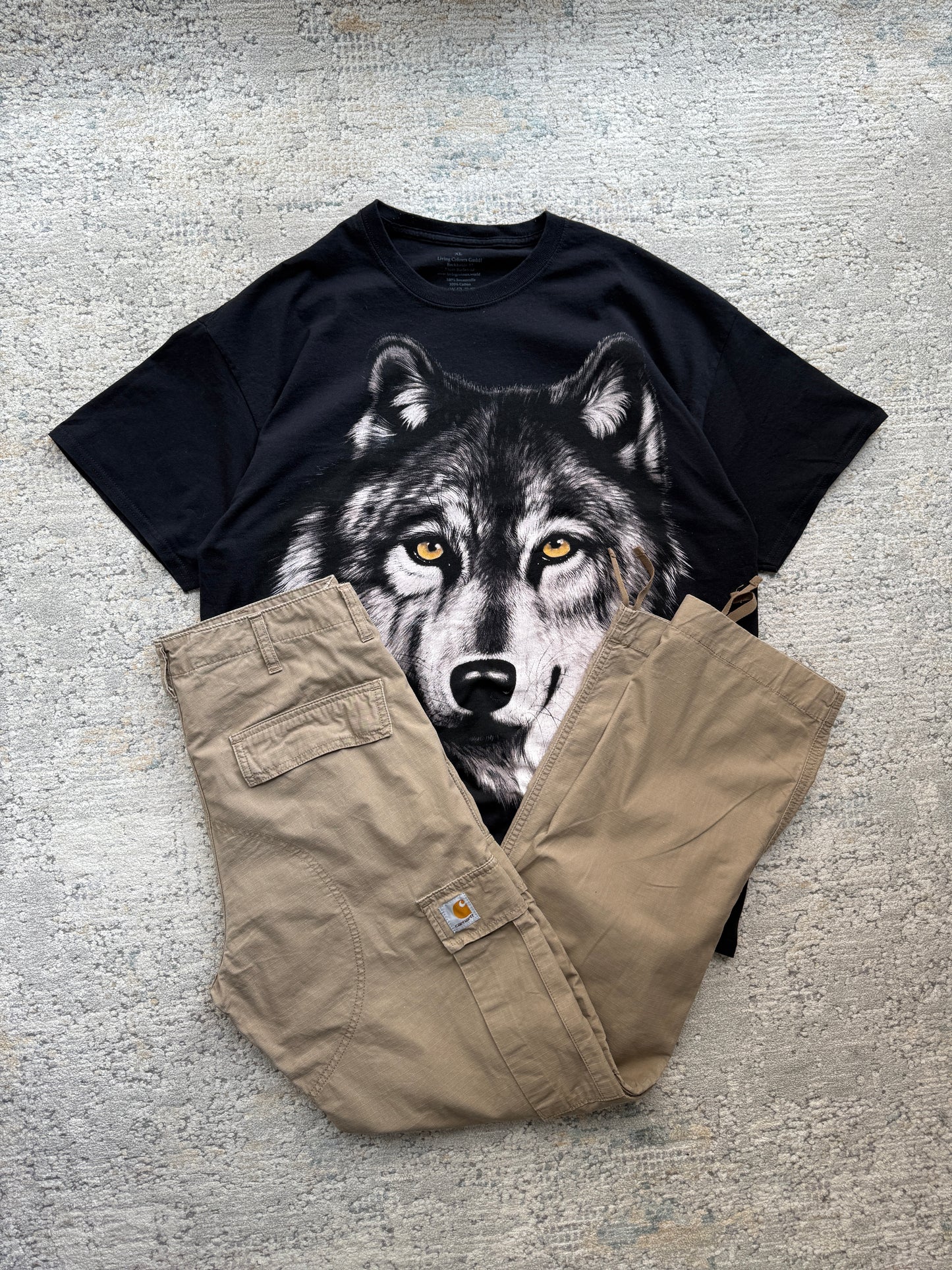 Vintage Wolf Graphic Tee (XP)