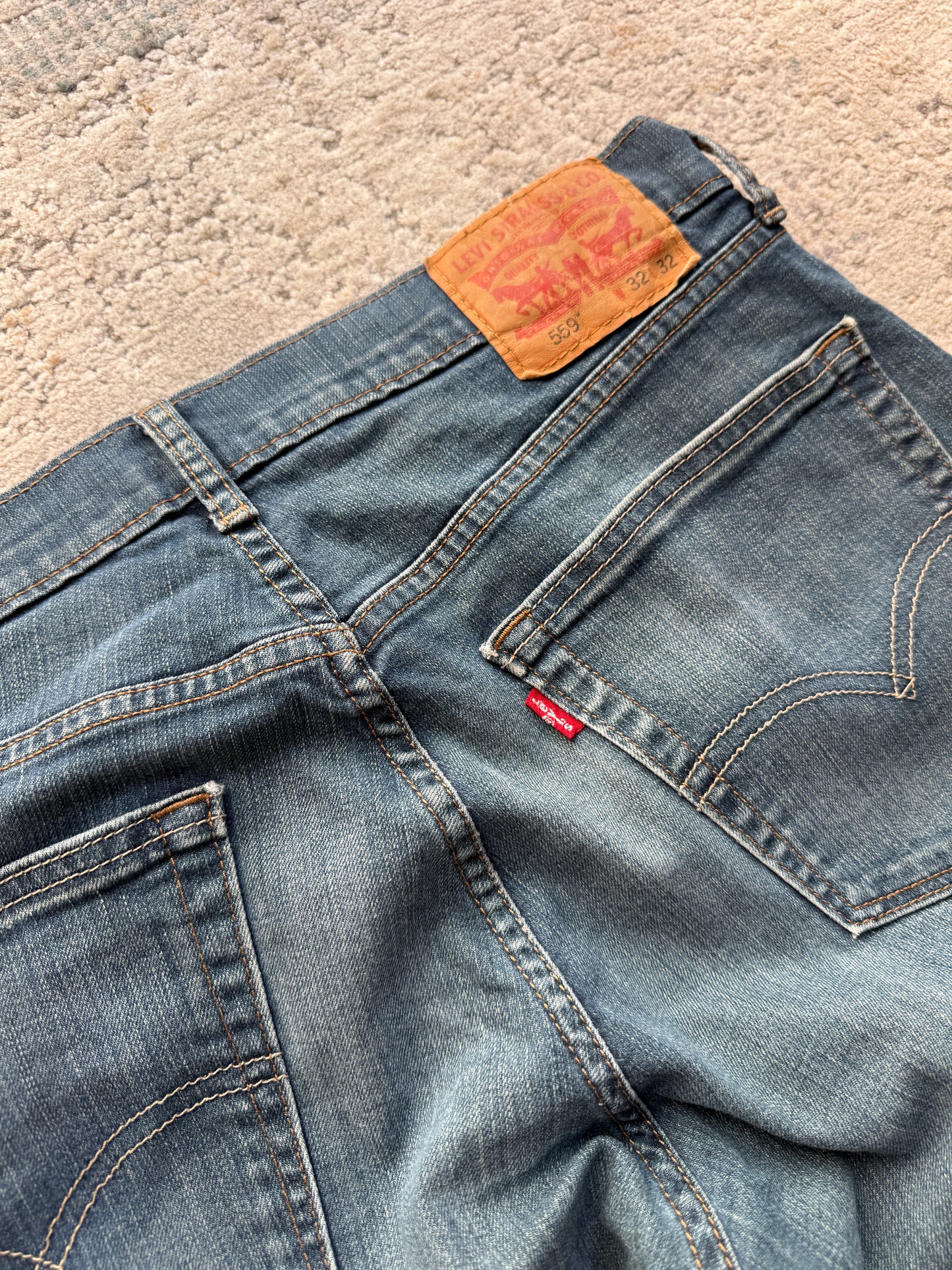 Levi’s 559 Relaxed Straight Fit Jeans (W32 L32)