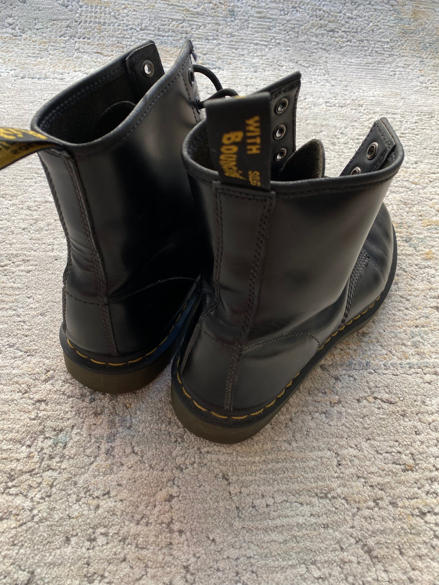Dr Martens 1460 Smooth Leather Boots (44)