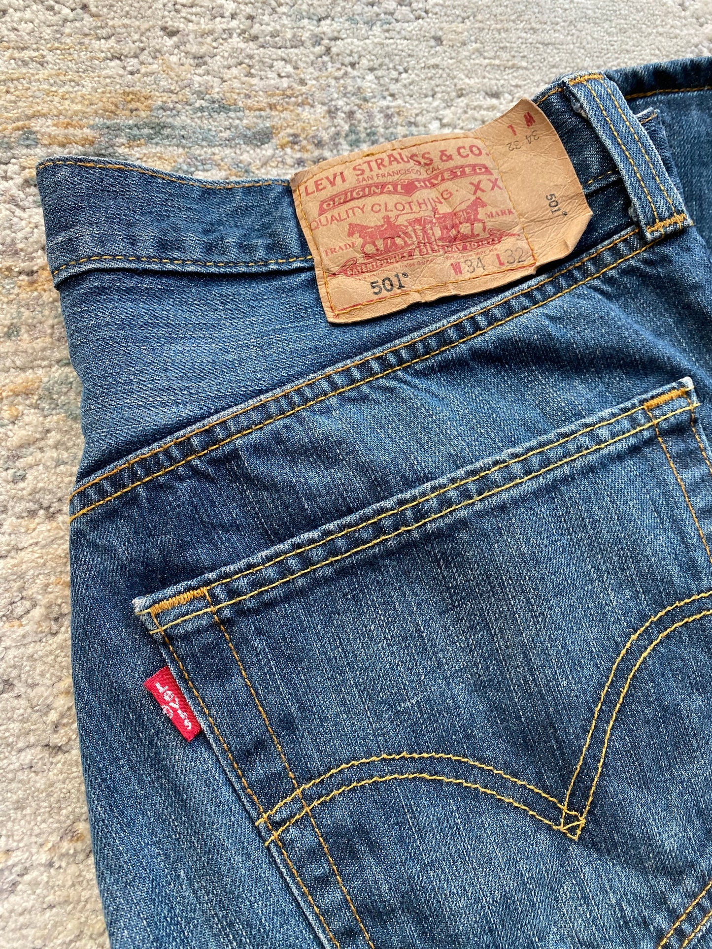 Levi’s 501 Straight Fit Jeans (W34 L32)
