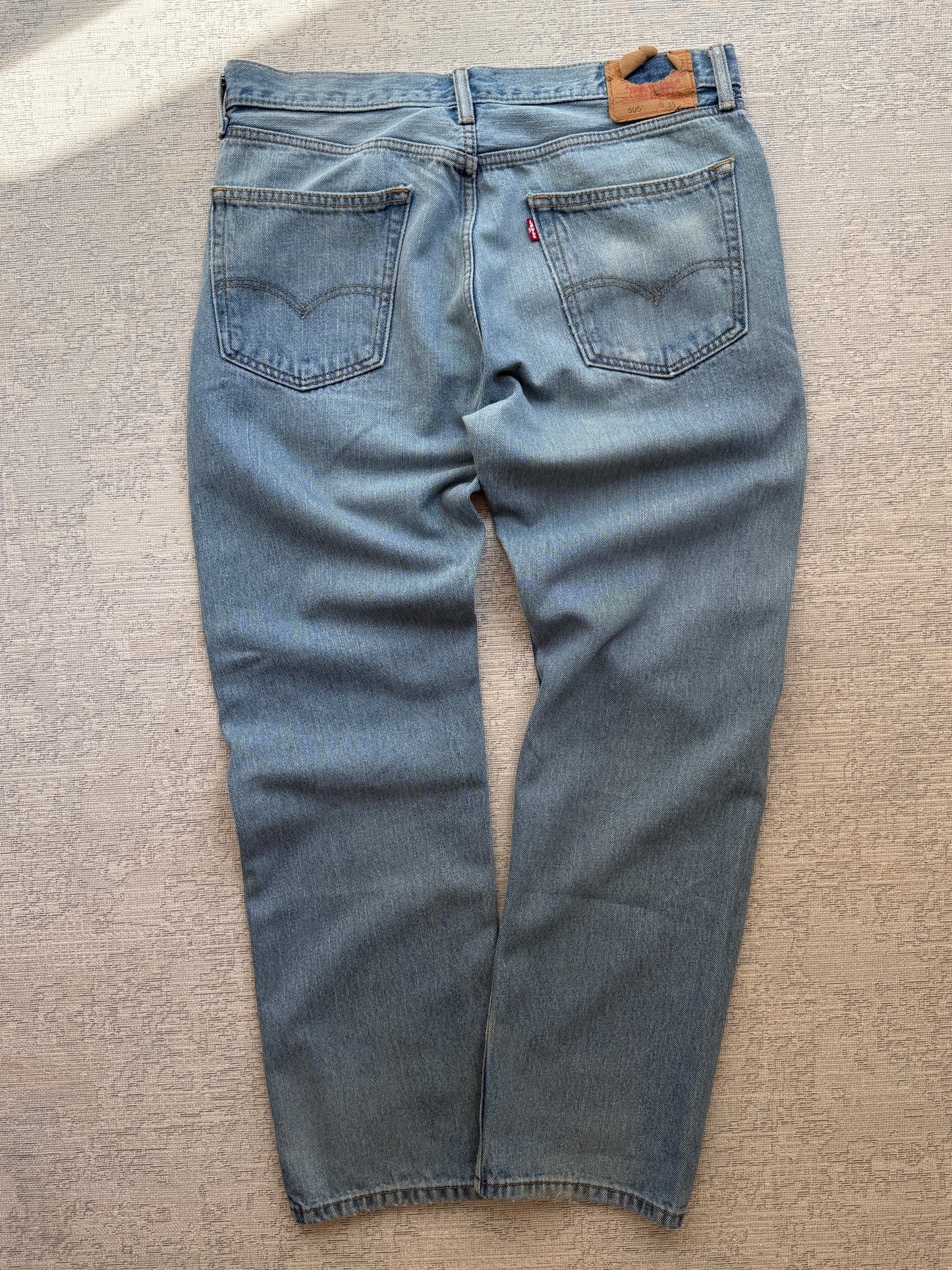 Levi’s 505 Faded Blue Jeans (W36 L32)