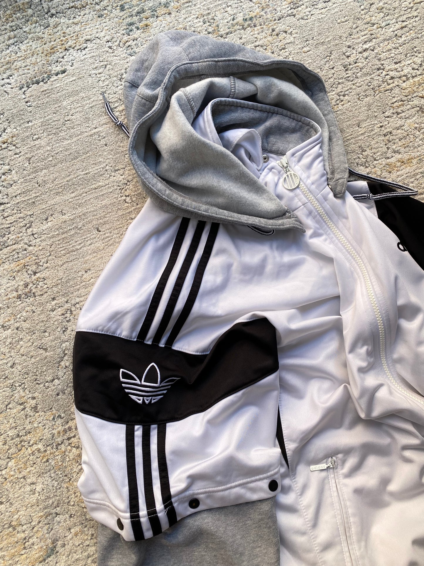 Adidas 00’s Tracktop (M)
