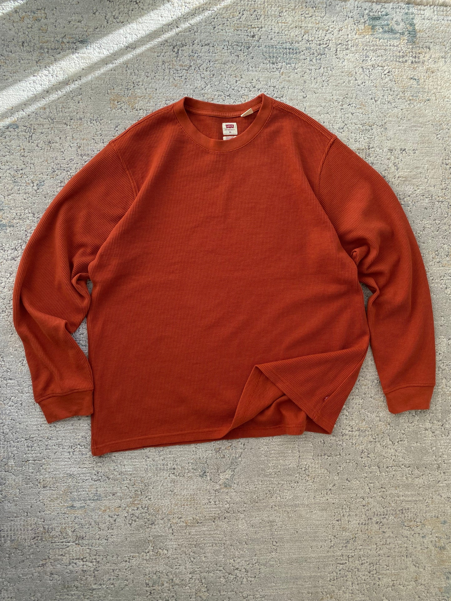 Levi’s Classic Sweater (XL)