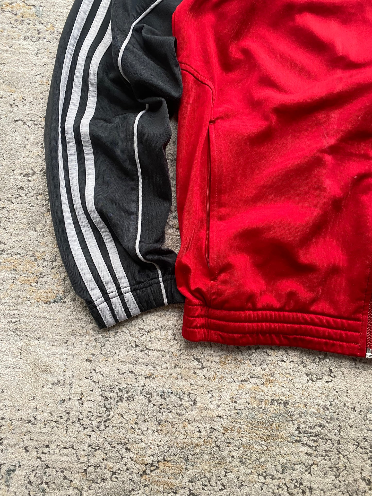 Adidas 00’s Tracktop (L)