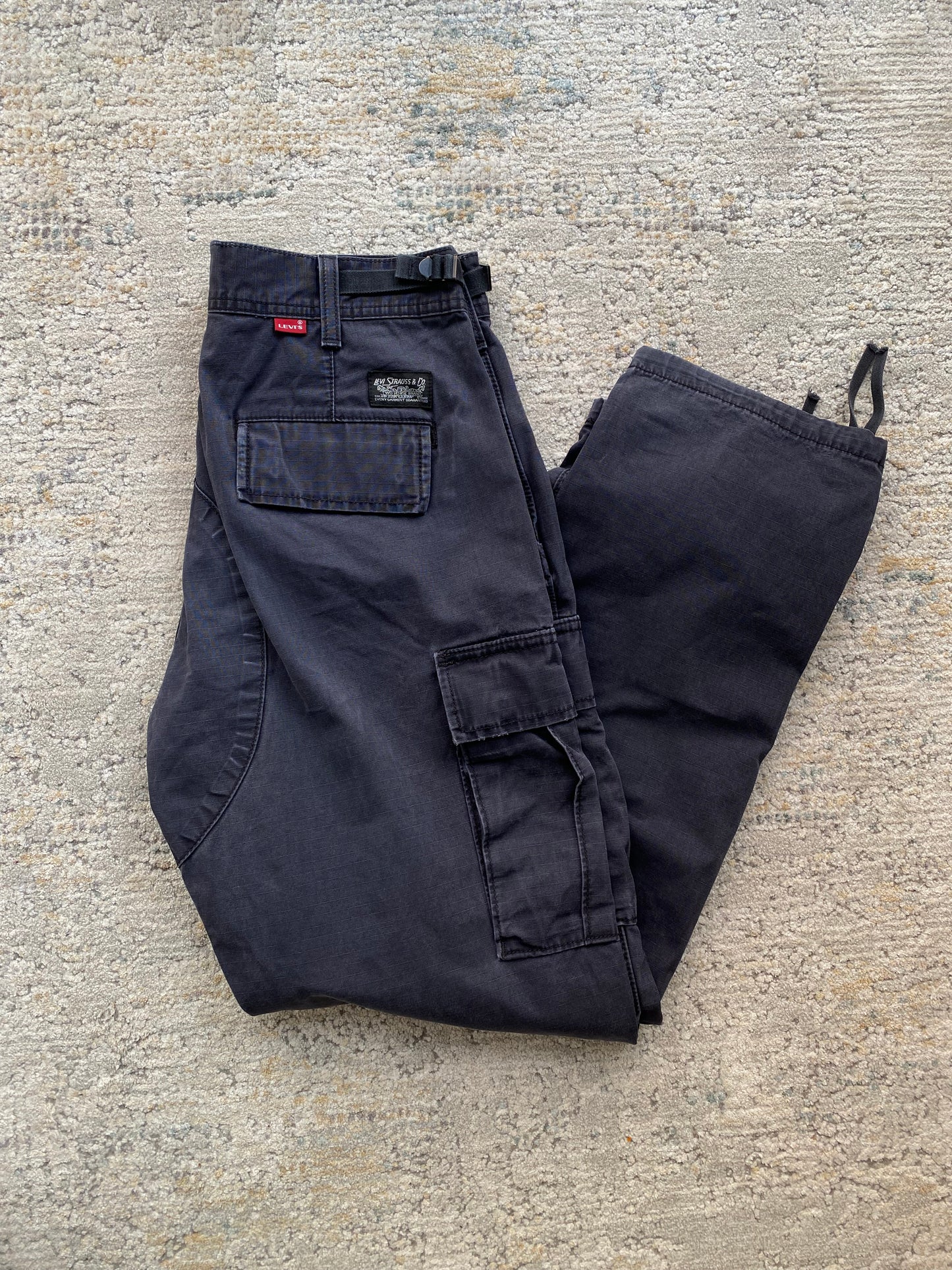 Levi’s 00’s Cargo Pant (M)