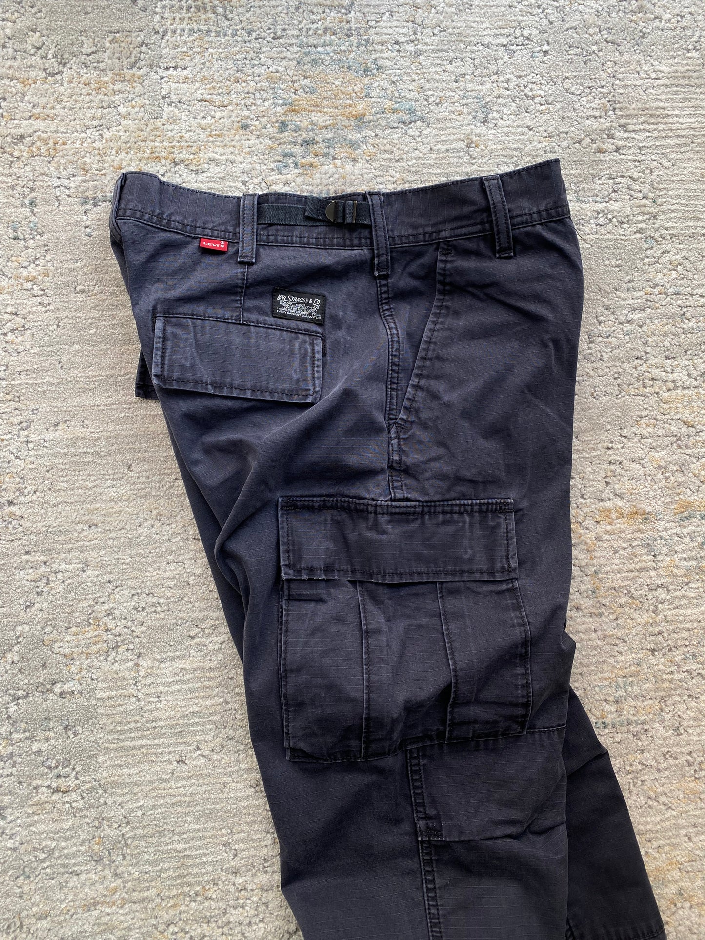 Levi’s 00’s Cargo Pant (M)