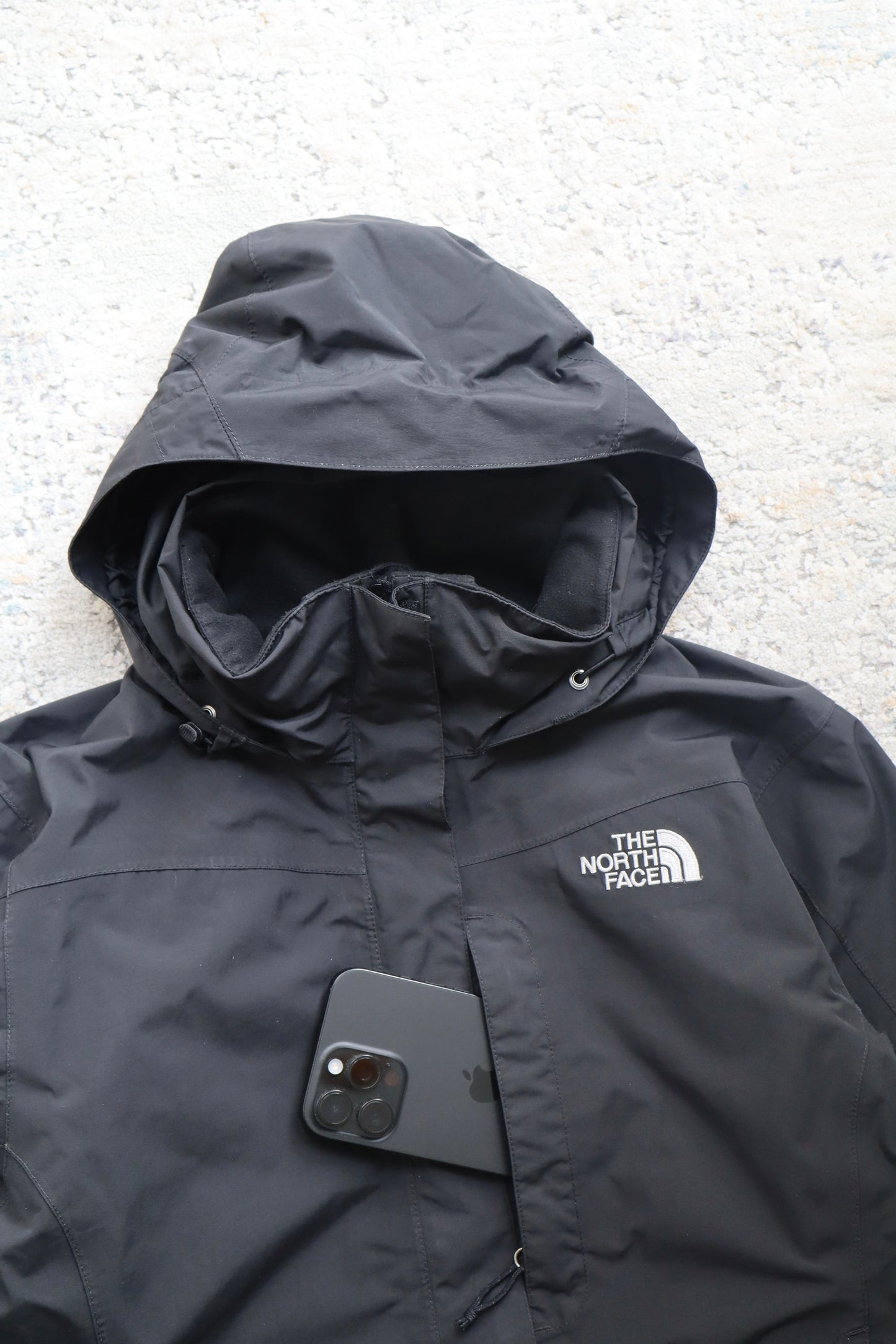 The North Face Women’s Waterproof Jacket (S)