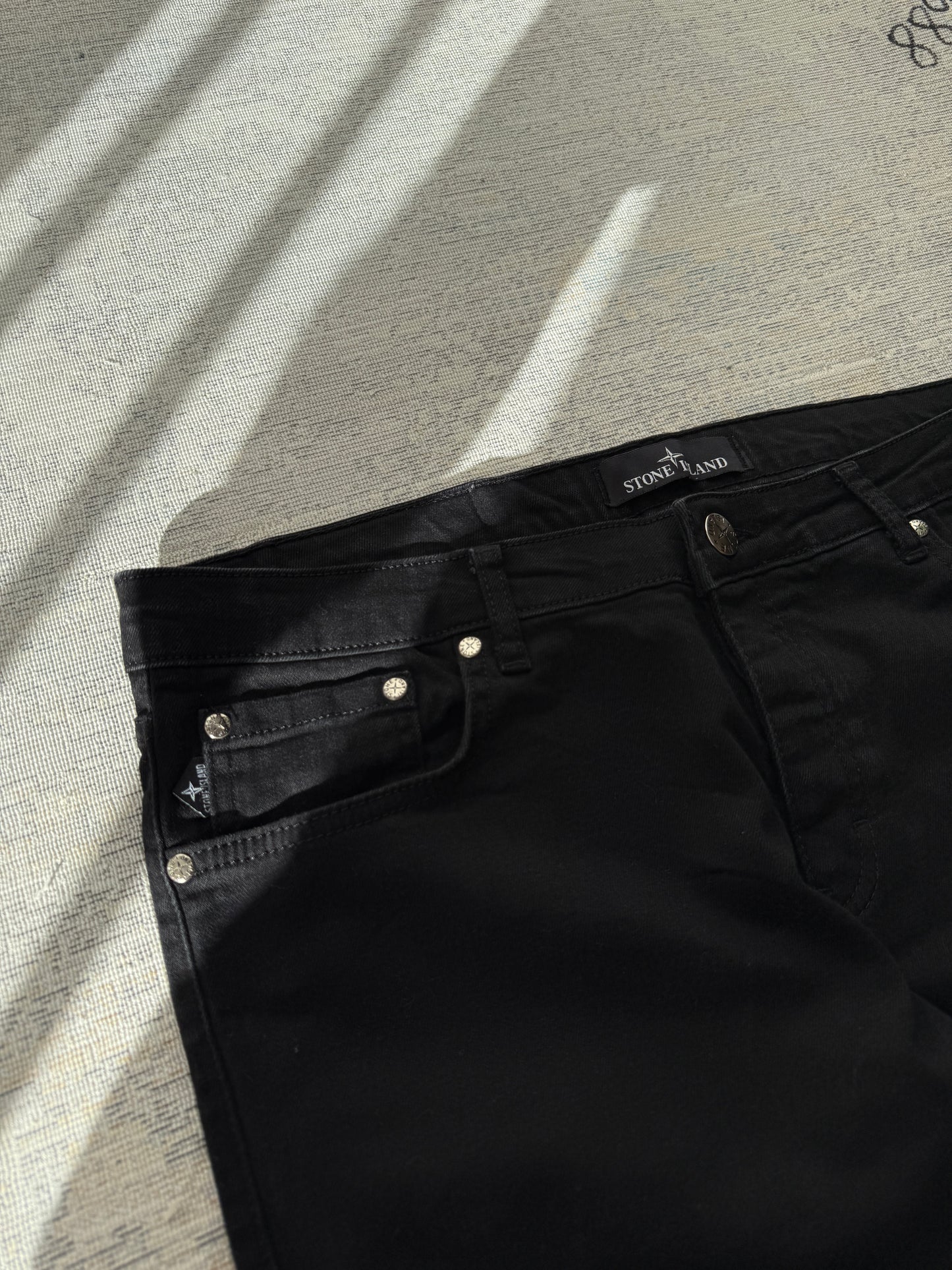 Stone Island Slim Fit Jeans (W34 L32)