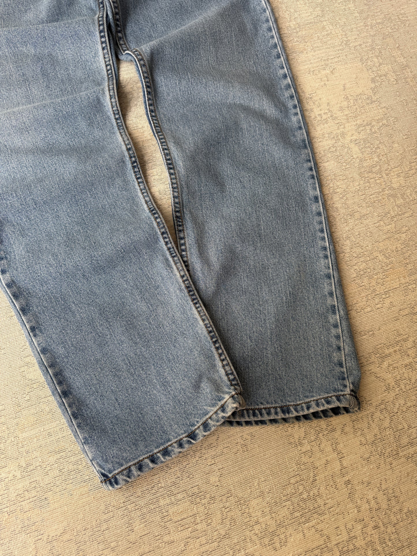 Levi’s 505 Regular Fit Jeans (W34 L32)