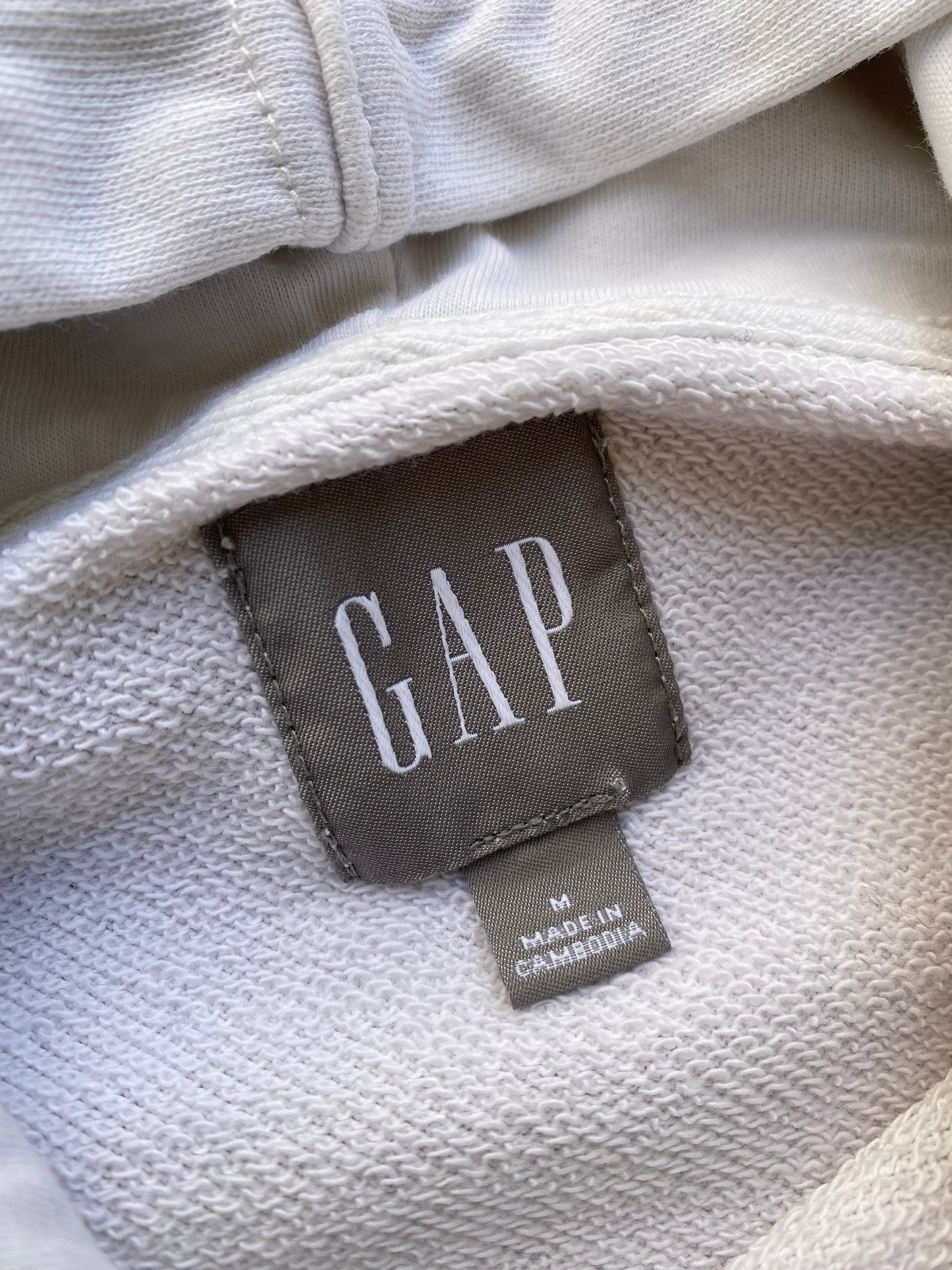 GAP Classic Hoodie (M)