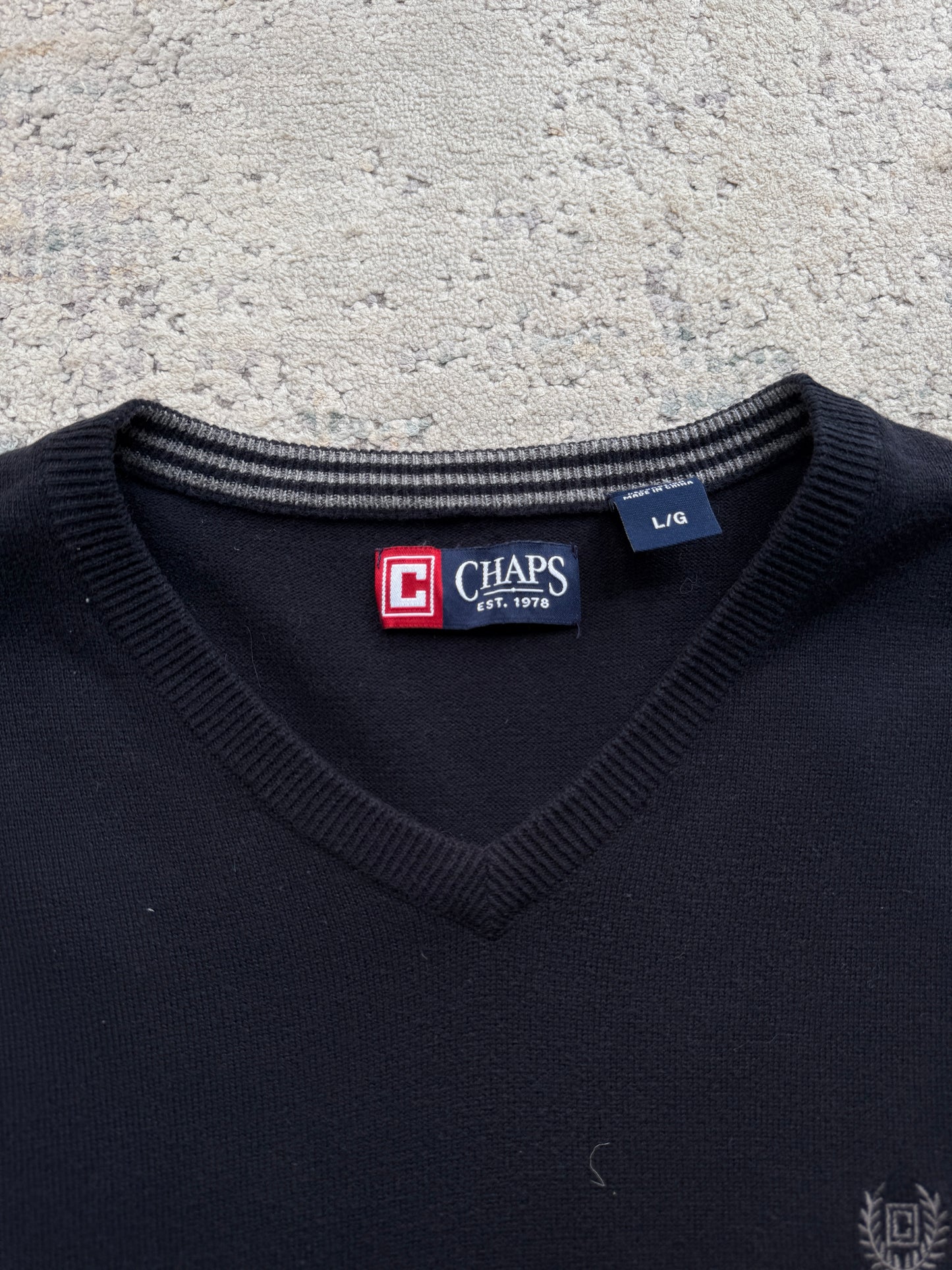 Chaps V-Neck Sweater (L)