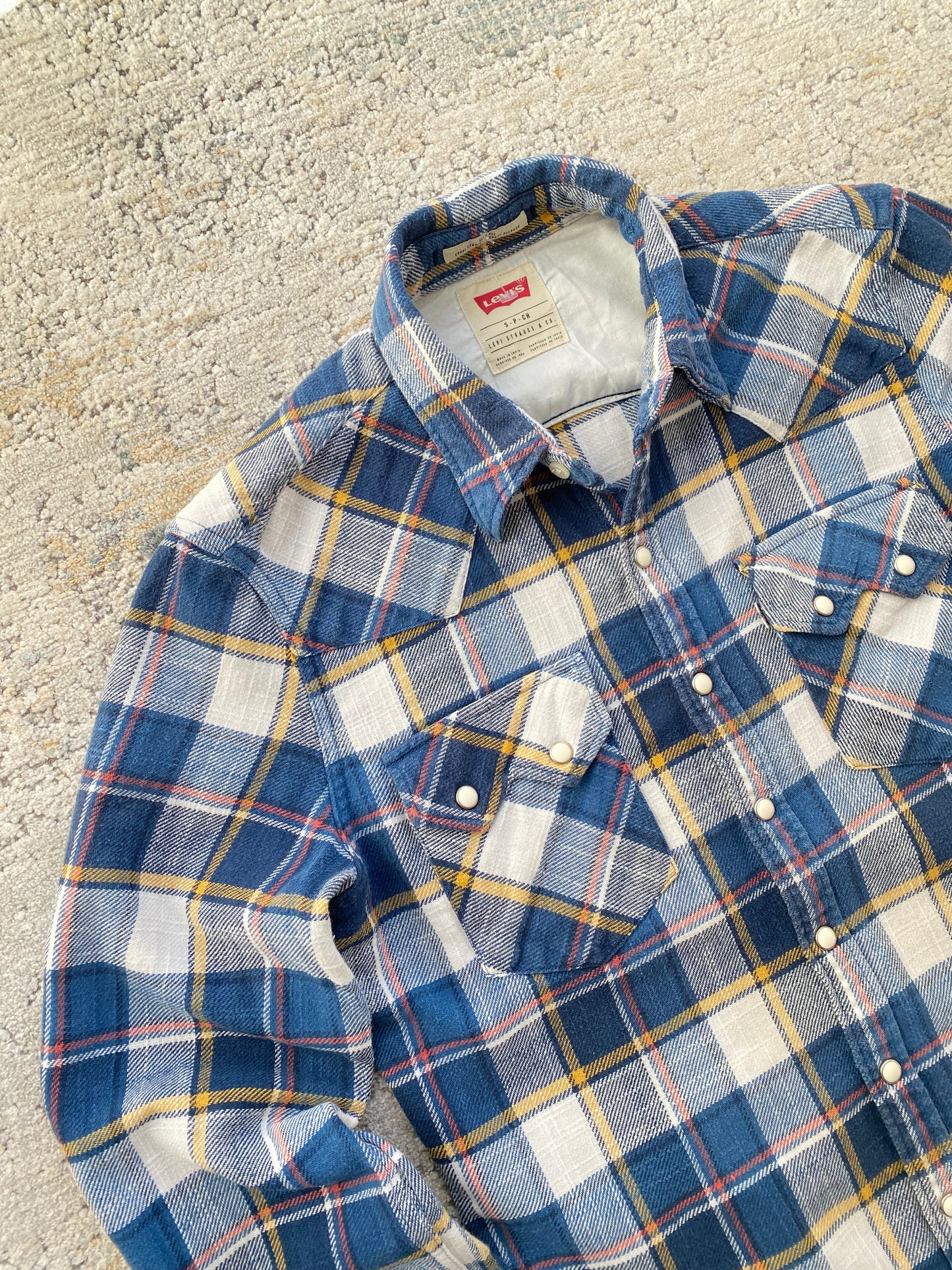 Levi’s Women’s Flannel Shirt (S)