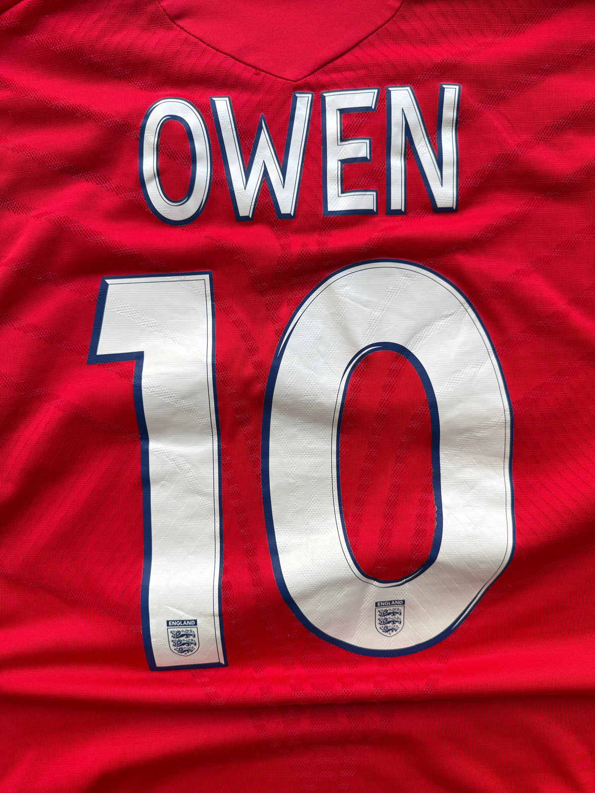 Umbro England 2008–10 Away Shirt – Michael Owen (L)