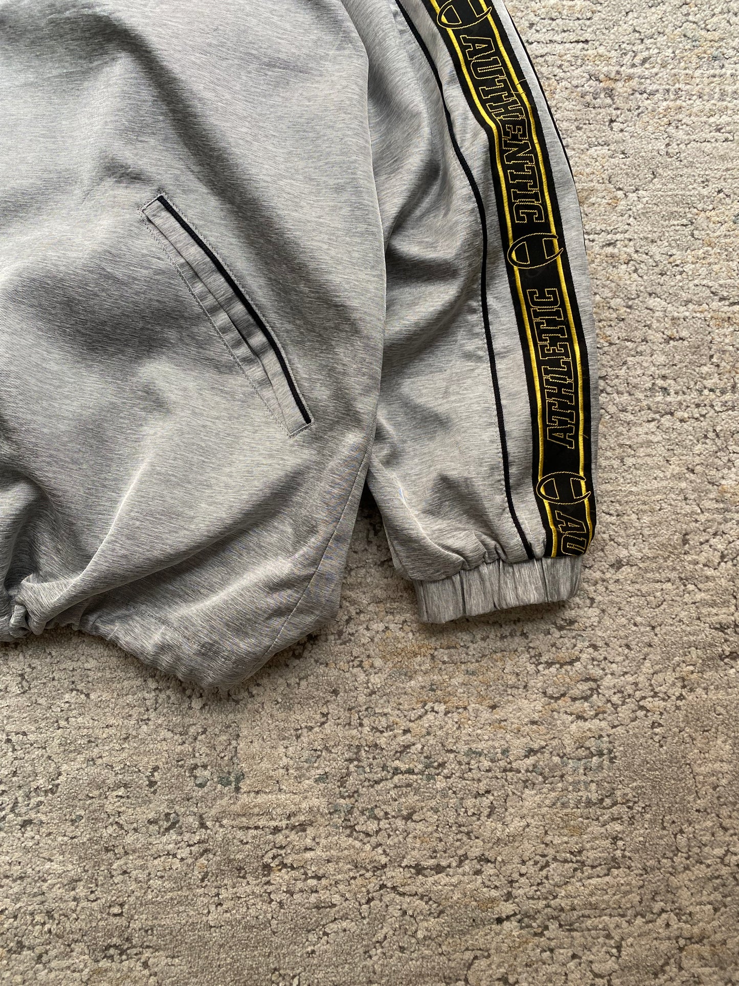 Champion 2006 Tracktop (M)