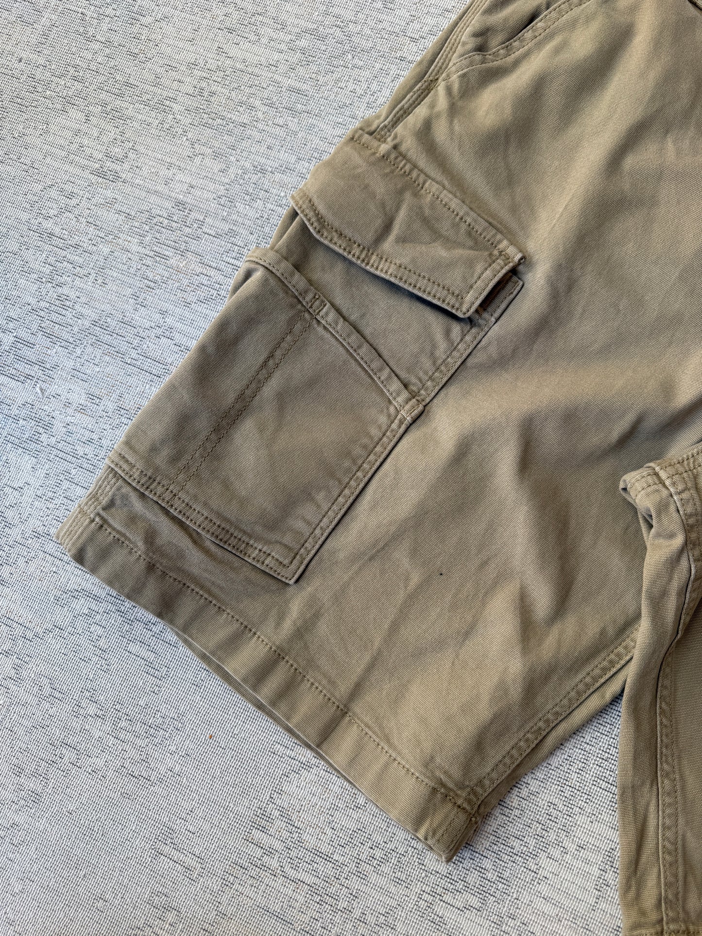 Carhartt Relaxed Fit Cargo Shorts (W36)
