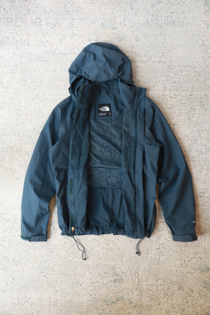 The North Face Dryvent Jacket (Women’s M)