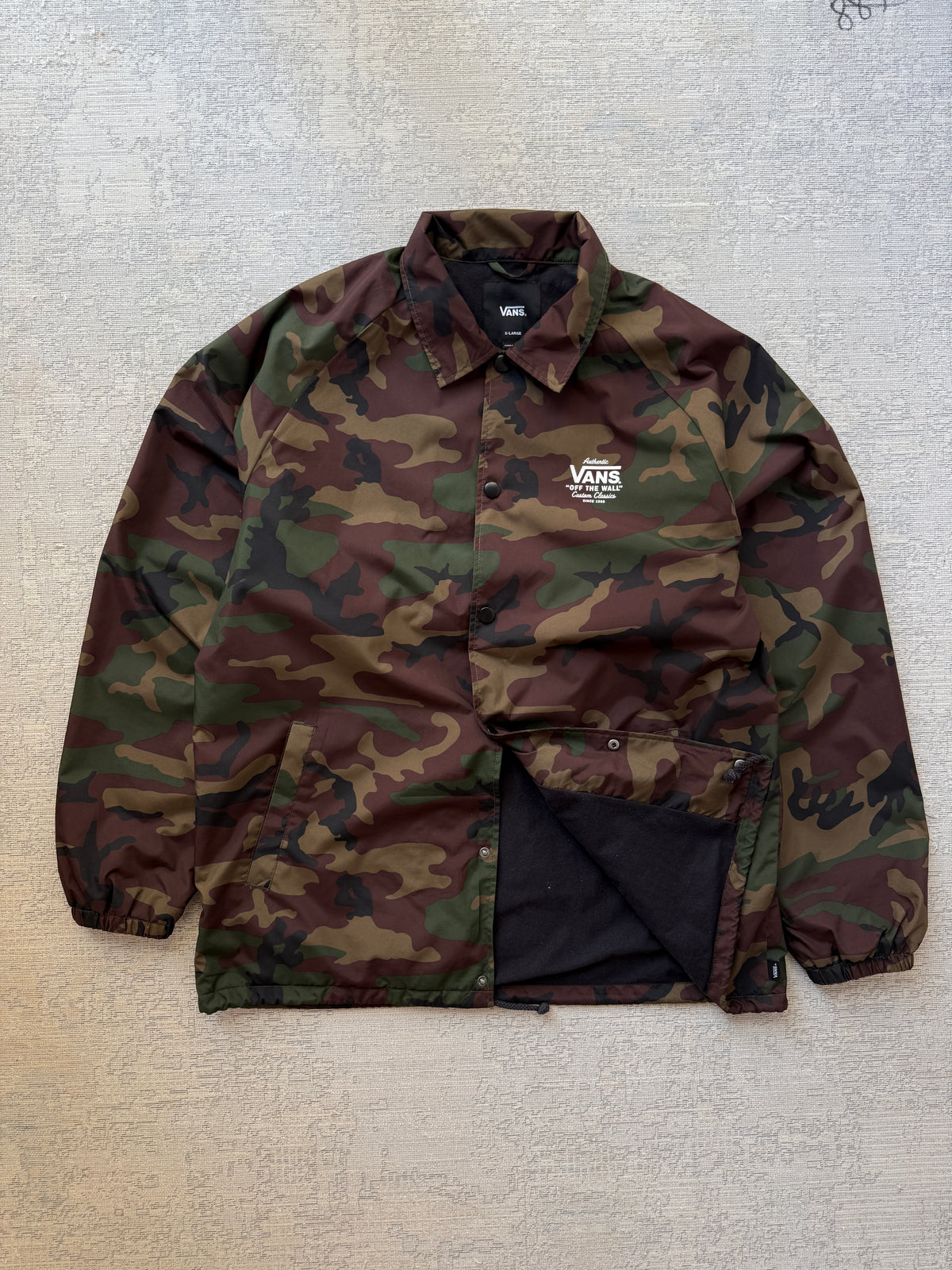Vans Off The Wall Camo Coach Jacket (XL)