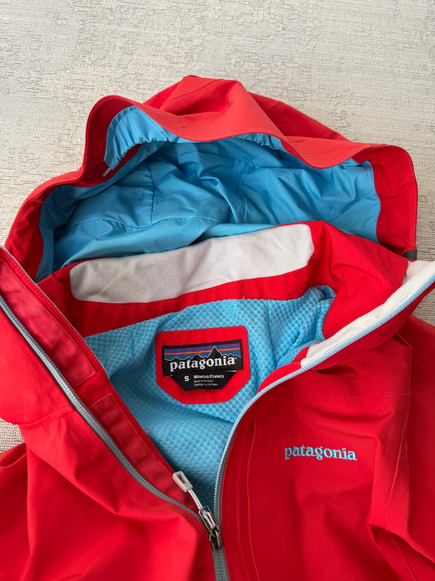 Patagonia Gore-Tex 3L Jacket (Women’s S)